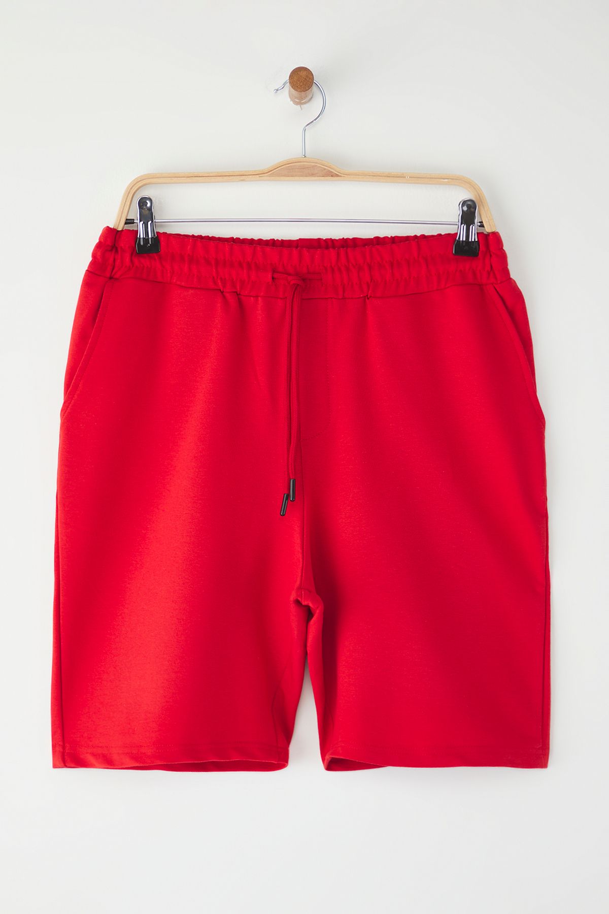 Trendyol Collection-Piros Basic normál közepes/normál szabású egyenes rövidnadrág TMNSS20SR0068 7