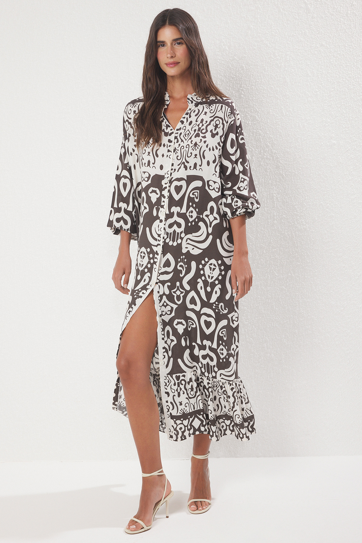Trendyol Collection-Коричнева широка приталена ткана сукня міді з облягаючим візерунком TWOSS24EL01019 1
