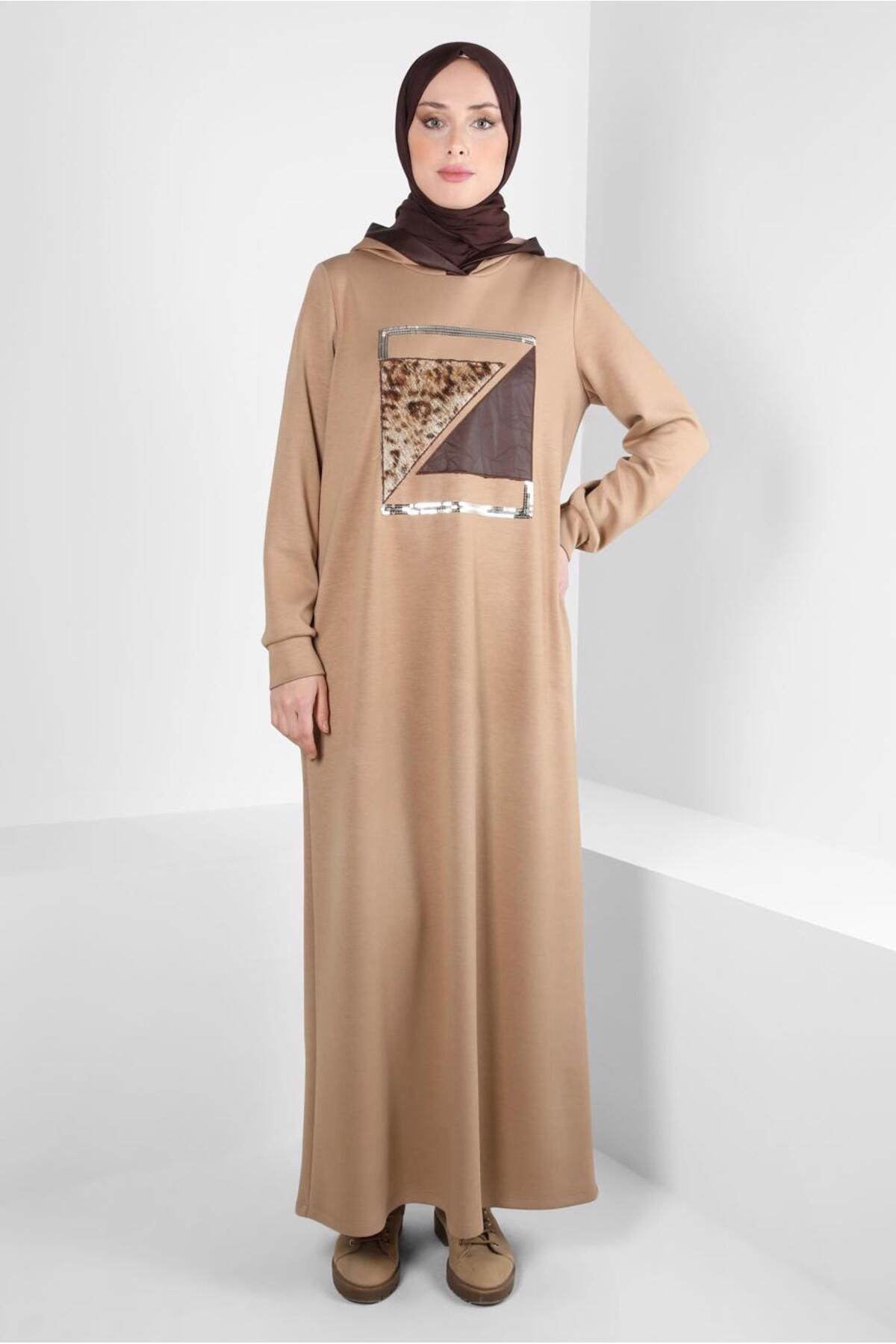 لباس کلاه دار چاپی 44314 Alvina