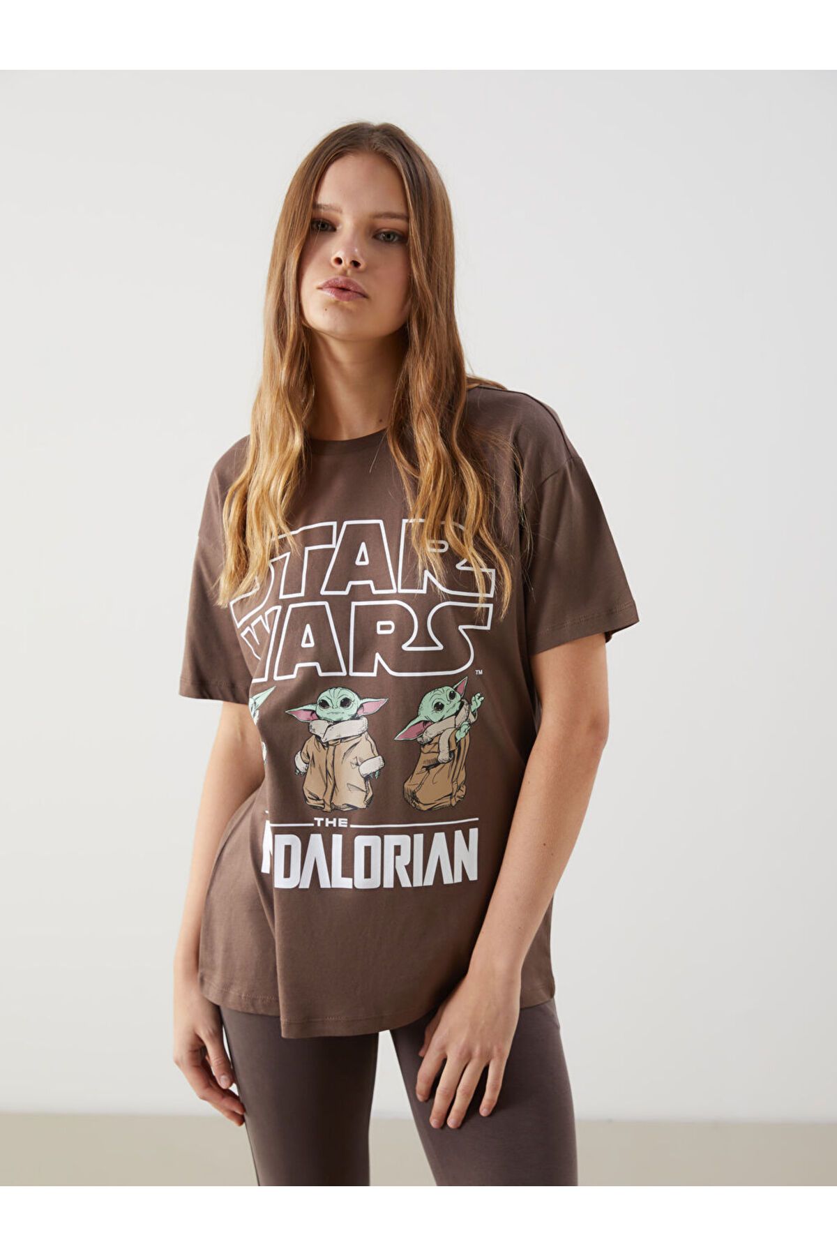 LC Waikiki Yeni Sezon Bisiklet Yaka The Mandalorian Baskili Kadin Tisort - S5GV57Z8