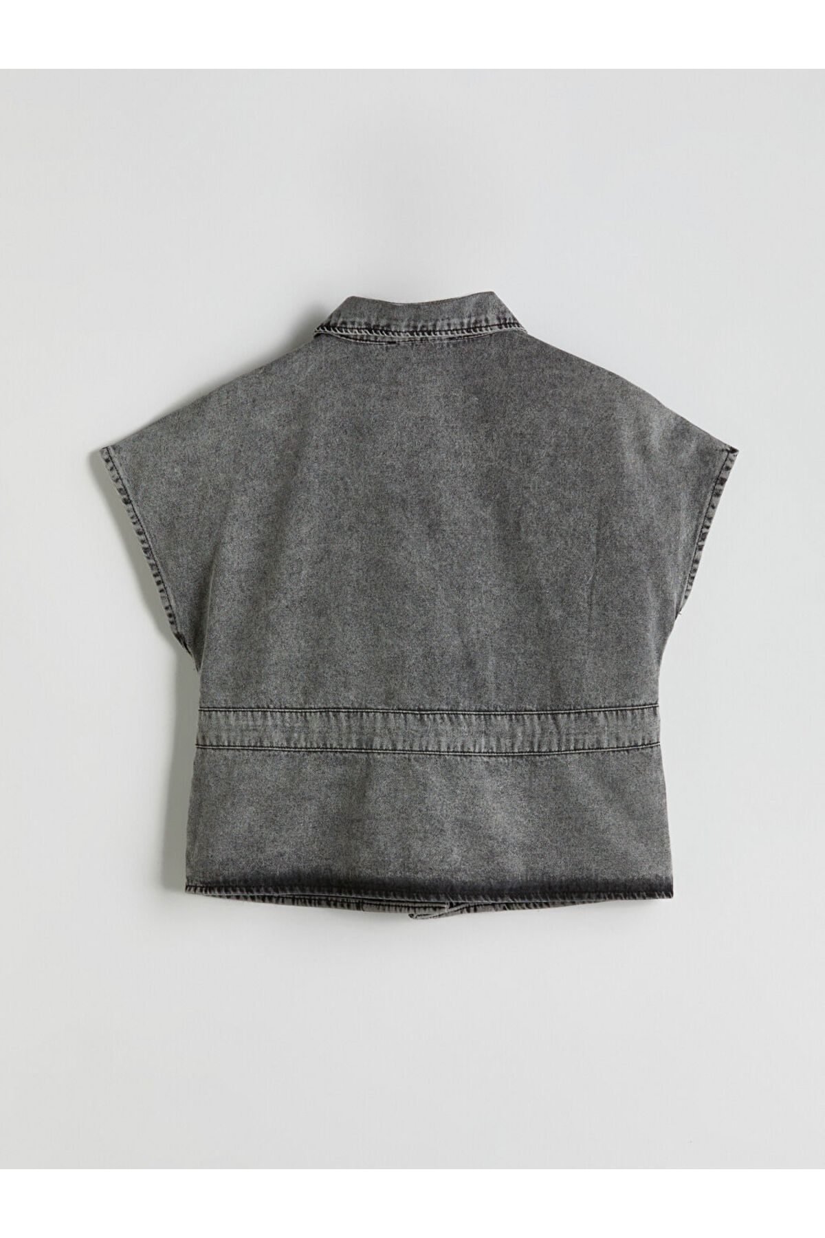 LC Waikiki-Natuvera Black Shirt Collar Women's Jean Vest 2
