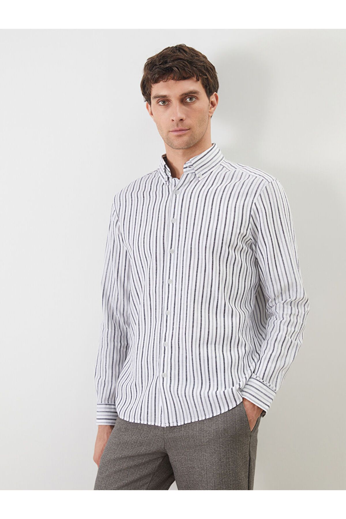 LC Waikiki Regular Fit Uzun Kollu Çizgili Keten Karışımlı Erkek Gömlek