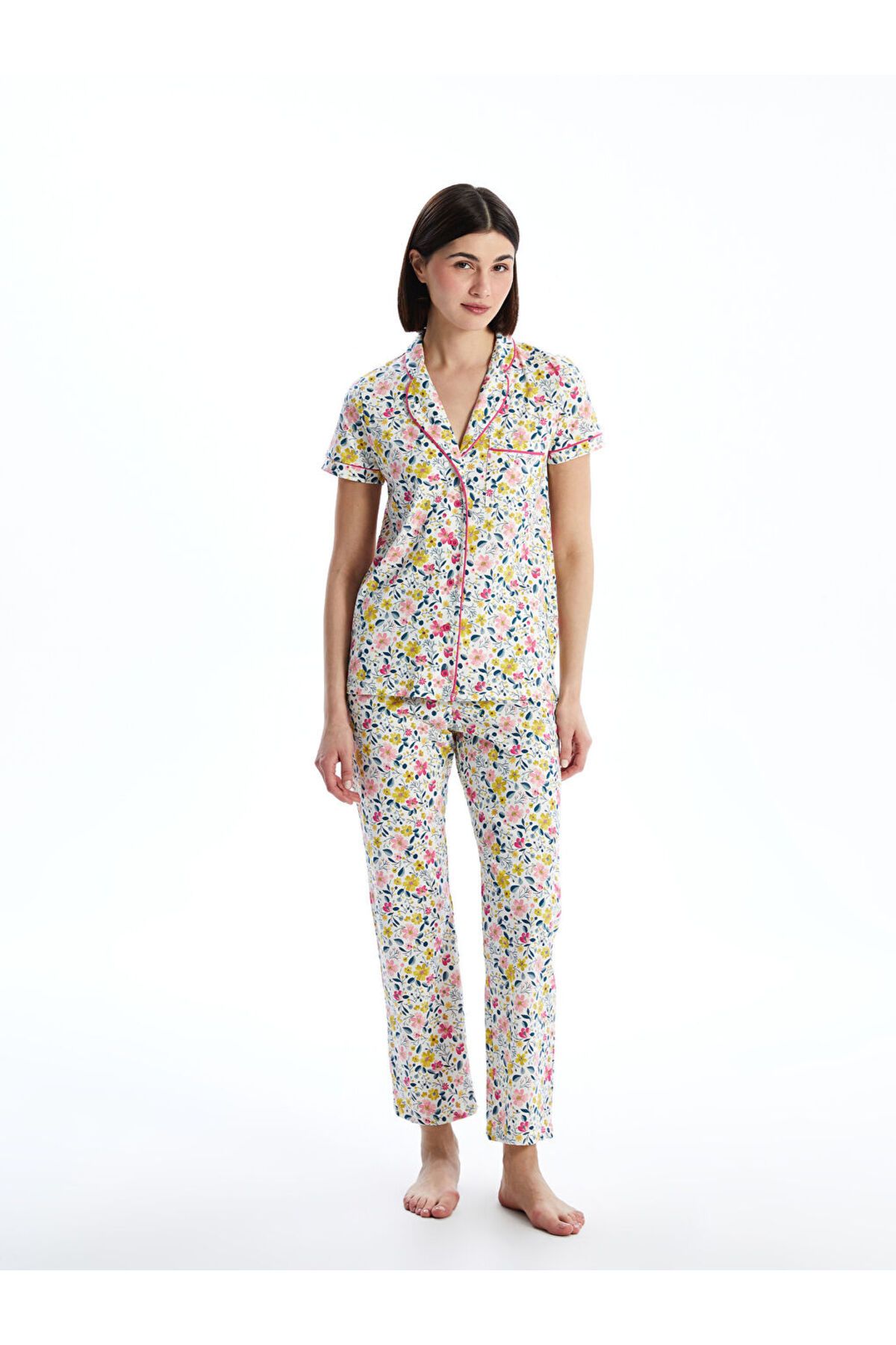 LC Waikiki Gömlek Yaka Çiçekli Kadın Pijama Takımı