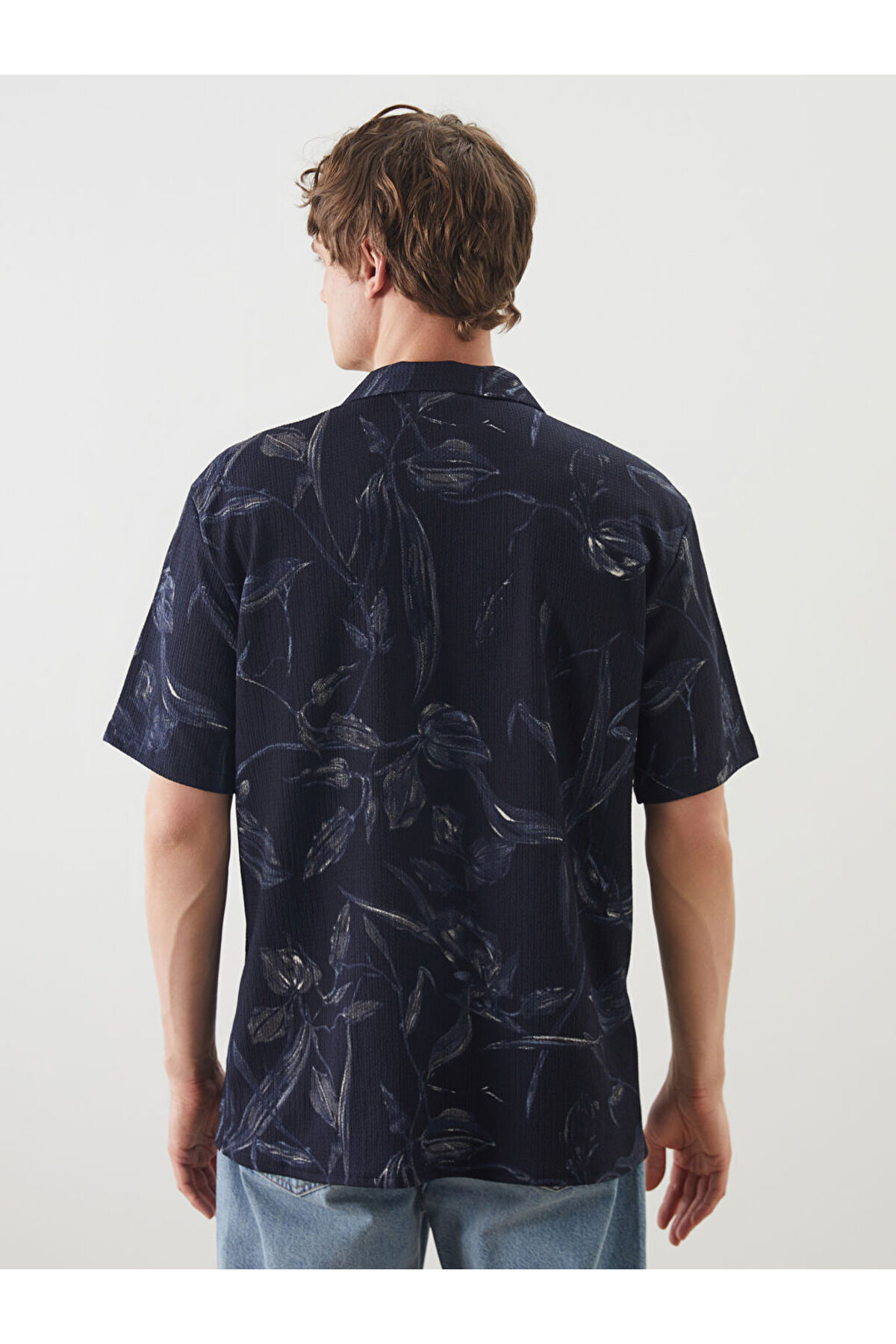 LC Waikiki-Create Your Style from Uzg Store |   Regular Fit Short Sleeve Patterned Men's Shirt 5