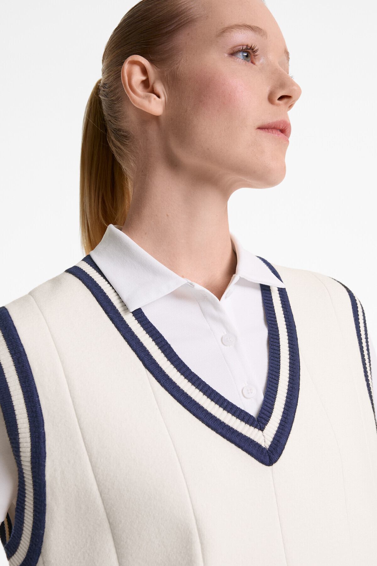Oysho-Contrast trim knit gilet 5