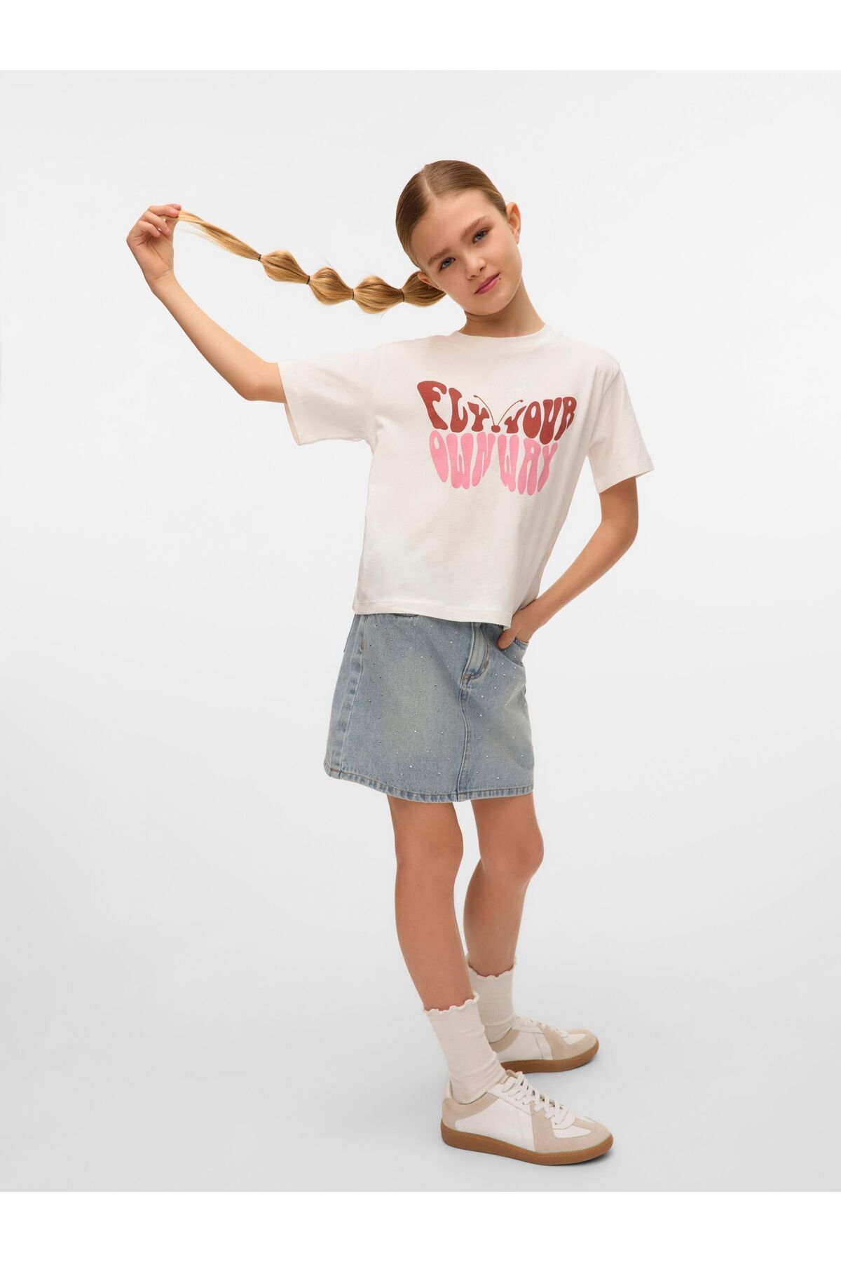 complete the look image