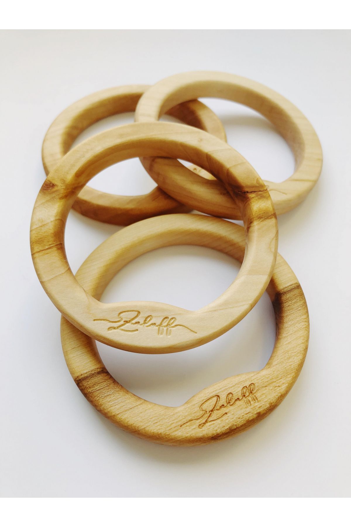 Zuluff-Teething Toy Made Of Lime Wood - Cerc 2