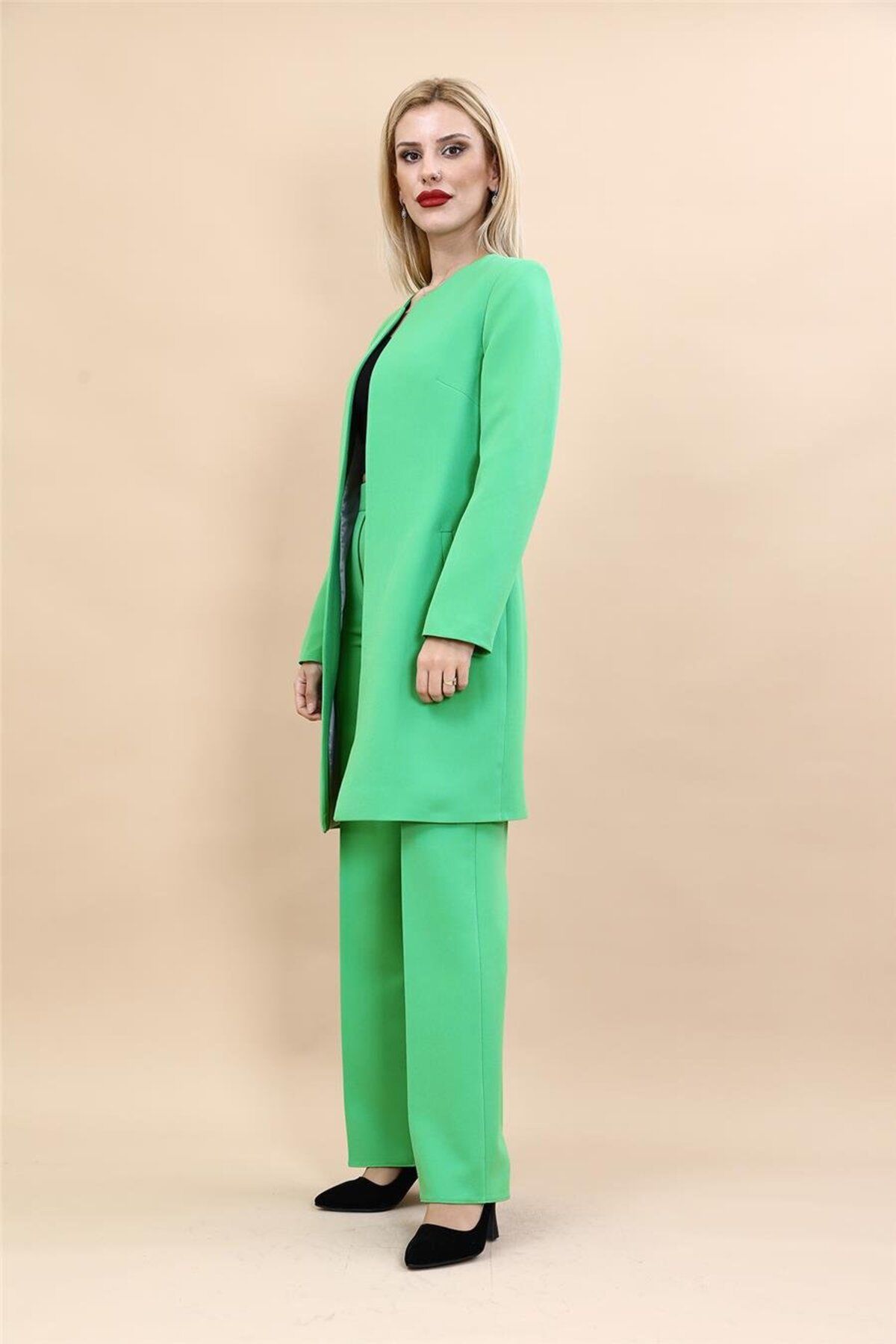 ÖNDER ÖZSOY-Plus Size - Solid Jacket & Wide Leg Pants Set-Green 2
