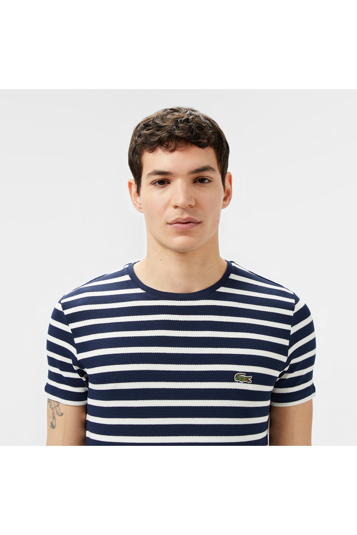 تی شرت آبی مردانه دوچرخه سواری باریک Lacoste