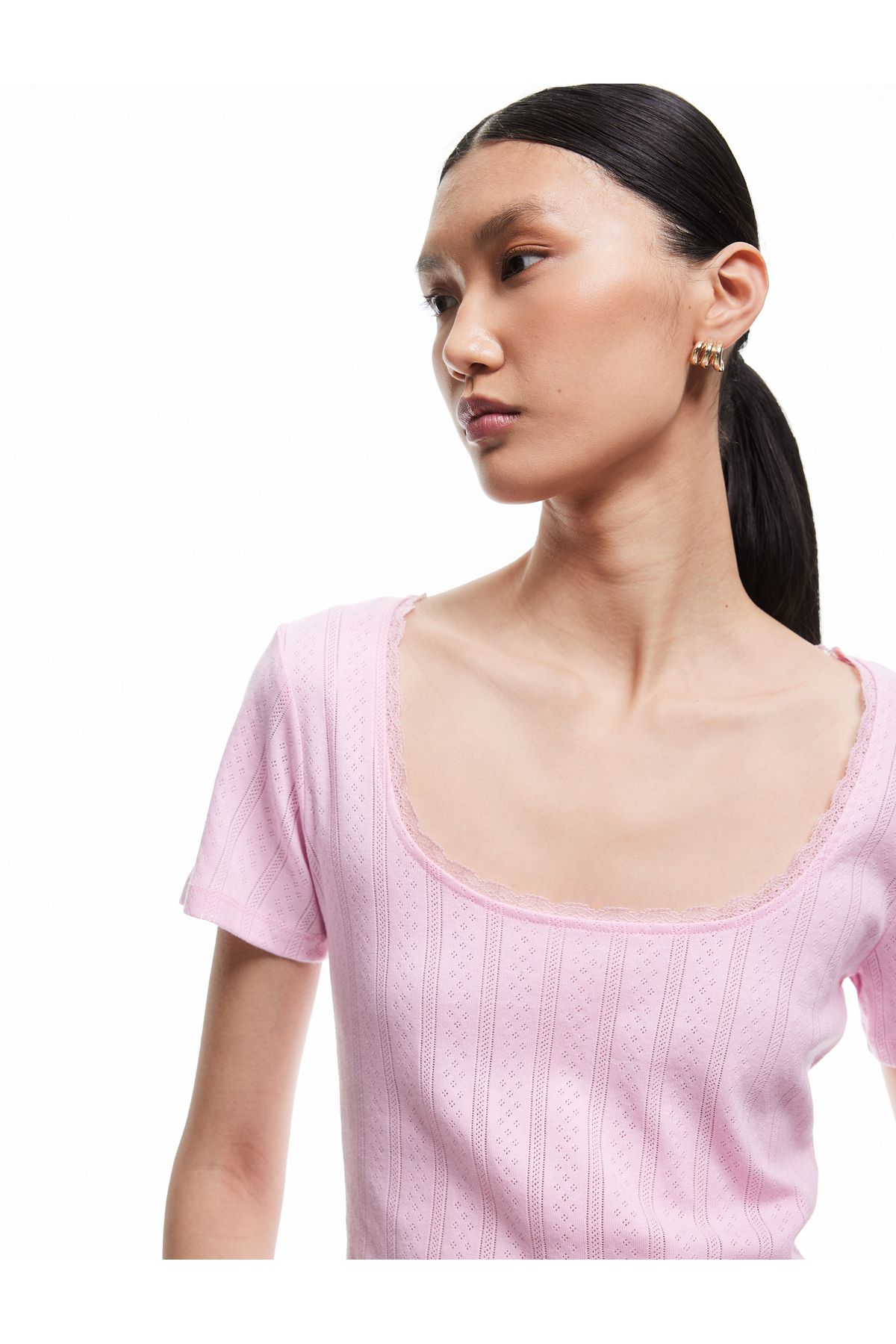 Koton Yeni Sezon Slim Fit Pamuklu Derin U Yaka Kısa Kollu Tişört