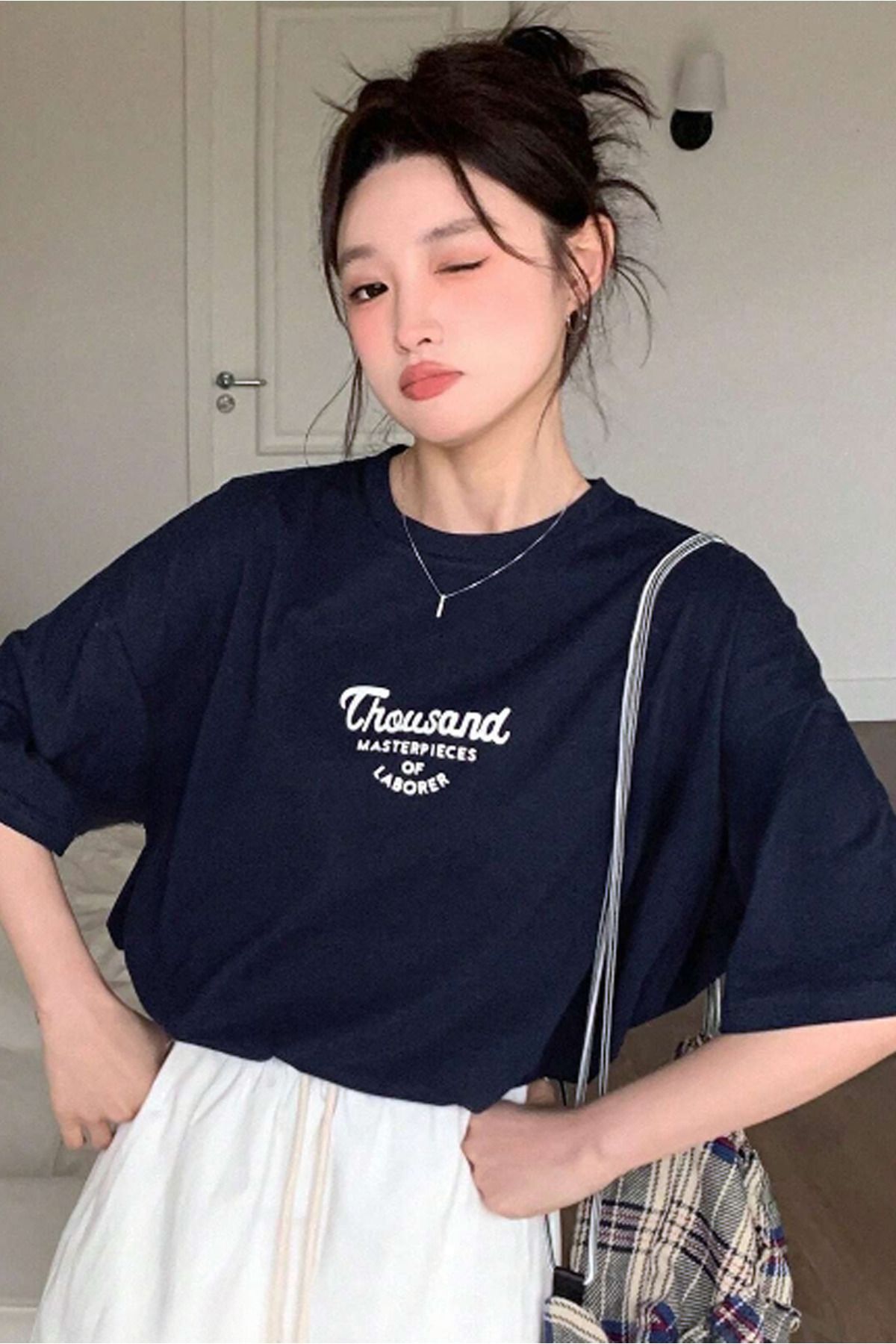 DUBU BUTİK Thousand Süprem T-Shirt - Lacivert Baskılı Oversize Bisiklet Yaka Kısa Kol Tişört