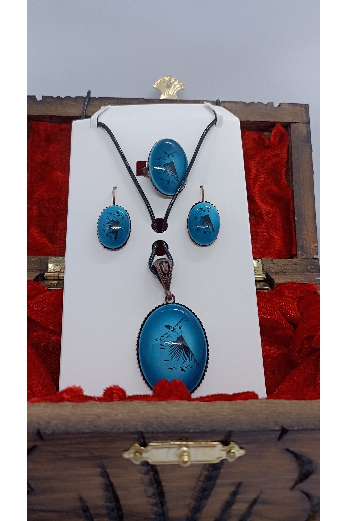 NETİCE ÖYLEK ÇİNİ EL YAPIMI BAKIR KAPLAMA SEMAZEN TAKI SETİ