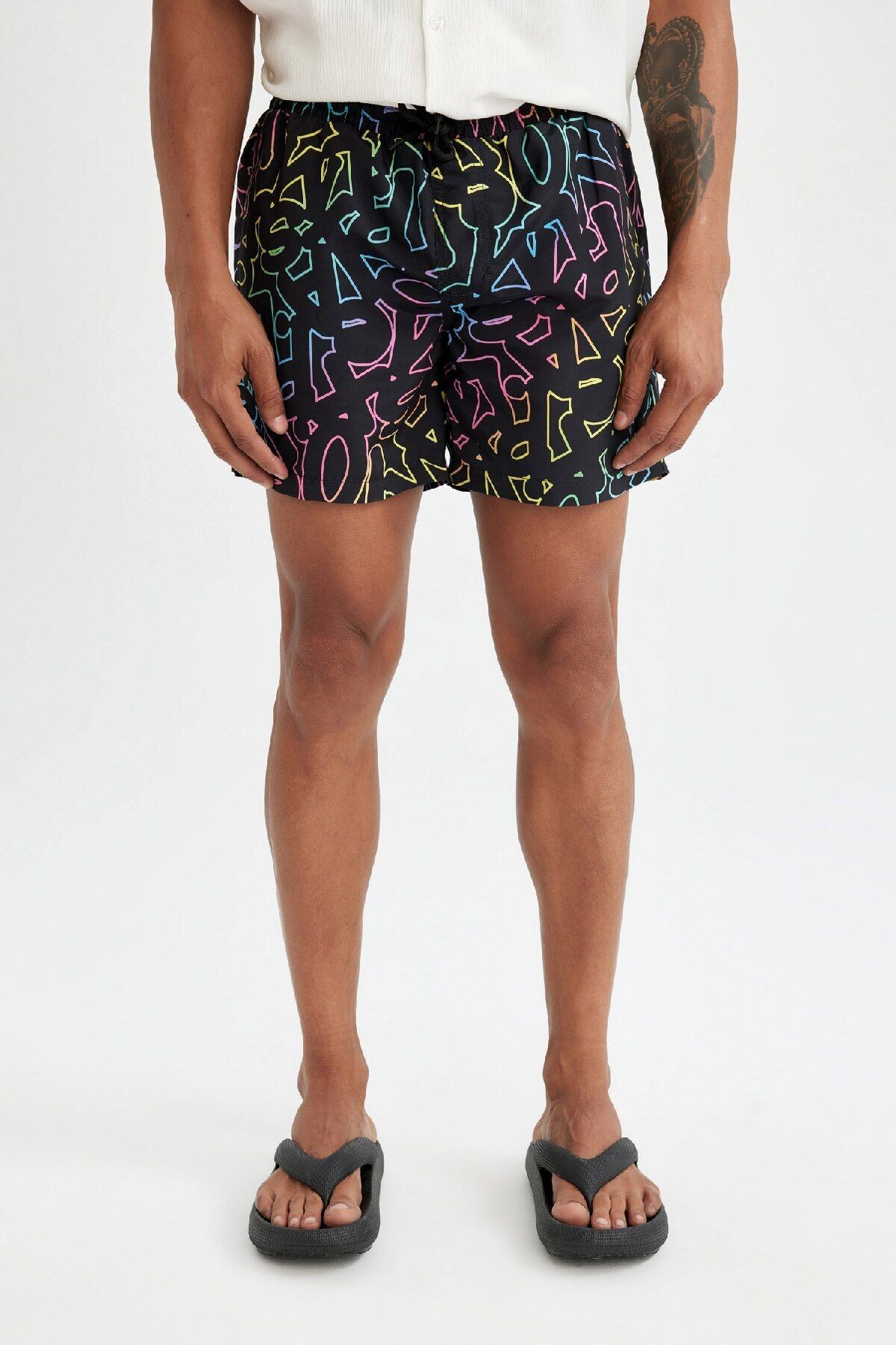 DeFacto-M8615Az24Hs Model Patterned Short-Length Swim Shorts 3