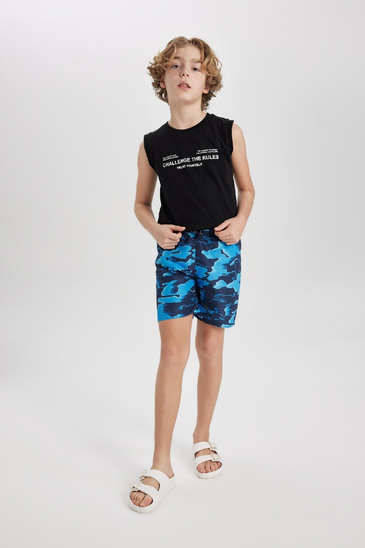 complete the look image