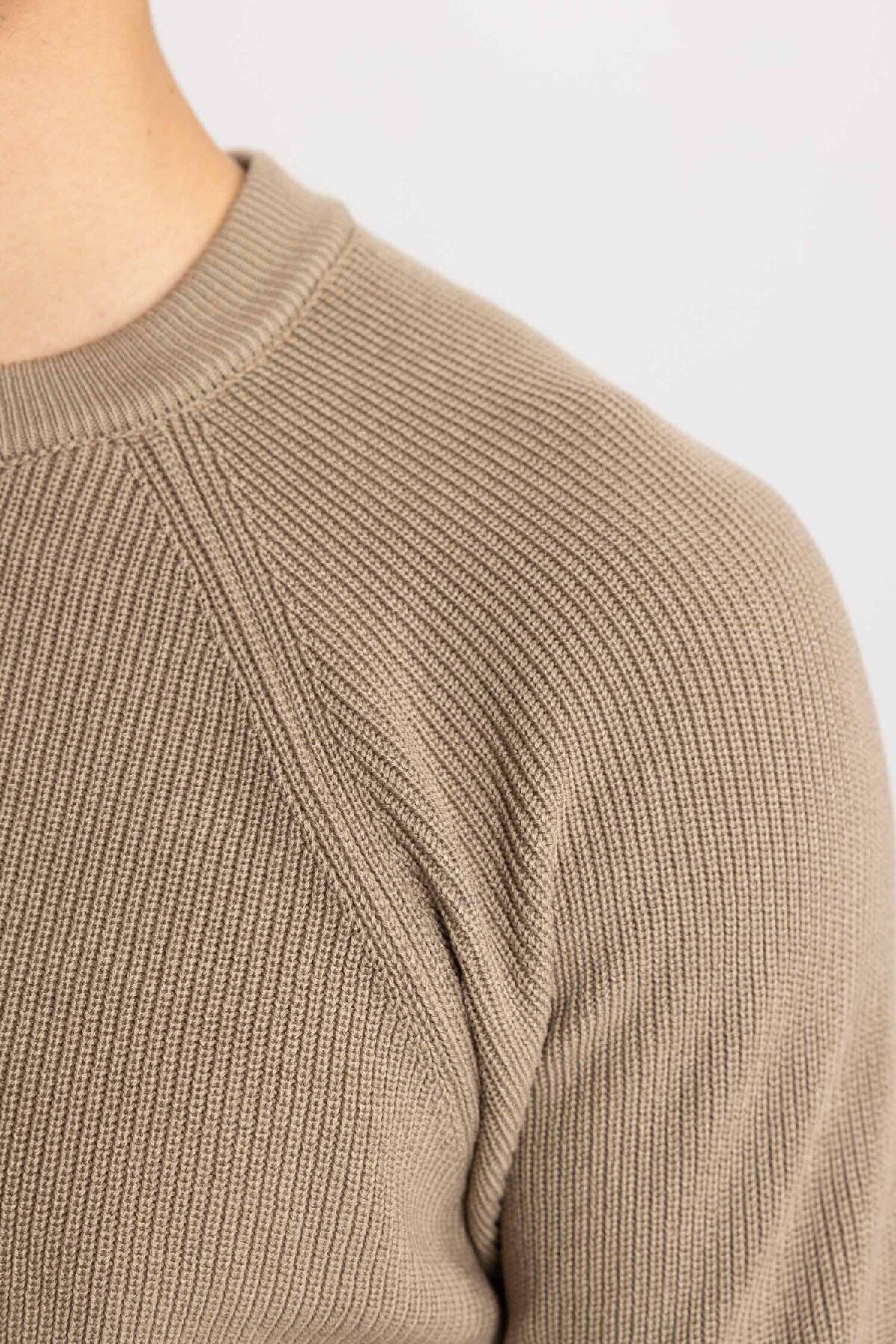 DeFacto-Standard-Passform, normaler Schnitt, Rundhalsausschnitt, Basic, einfarbig, Strickpullover A8458ax24sp 8
