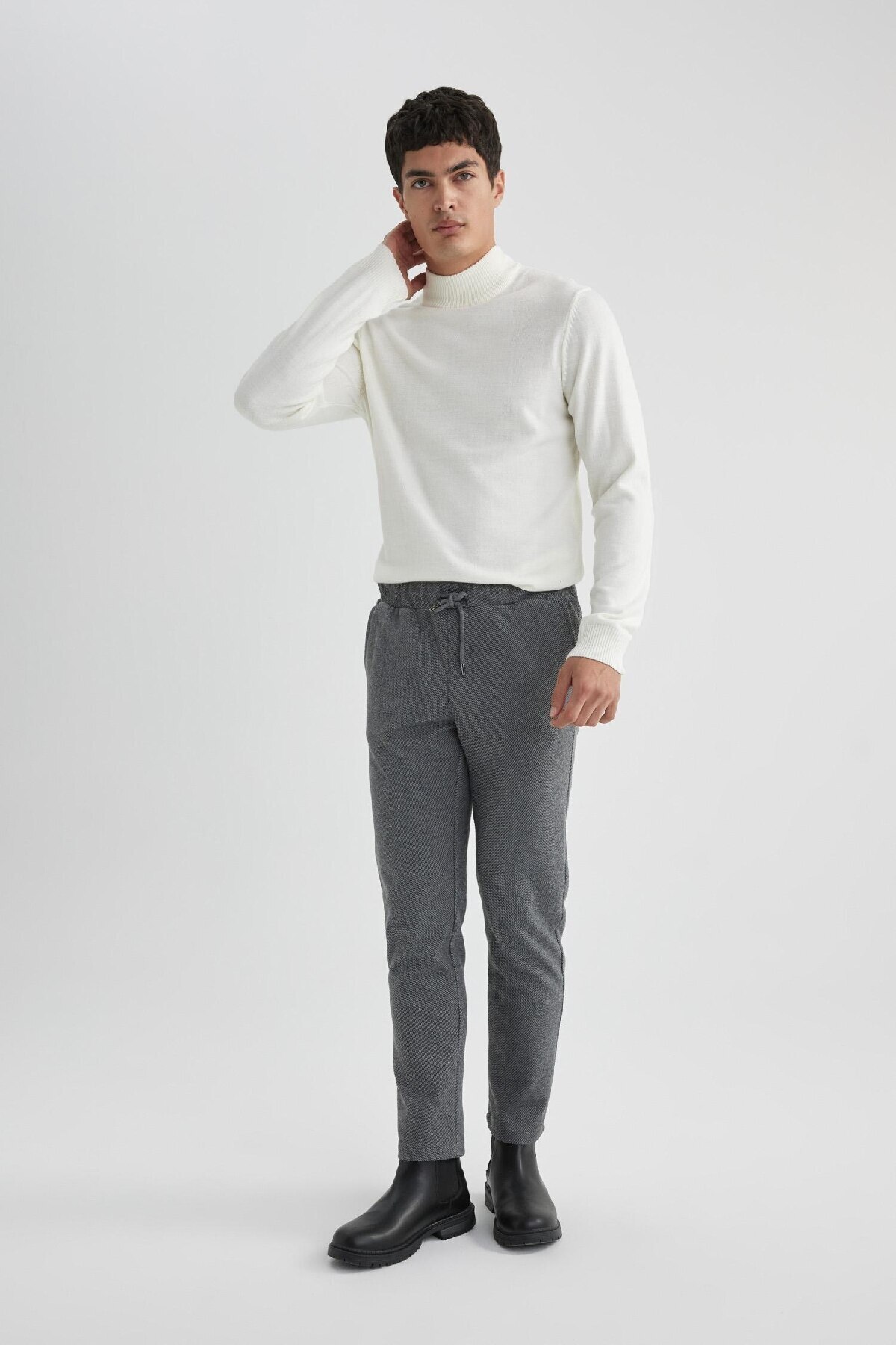 complete the look image