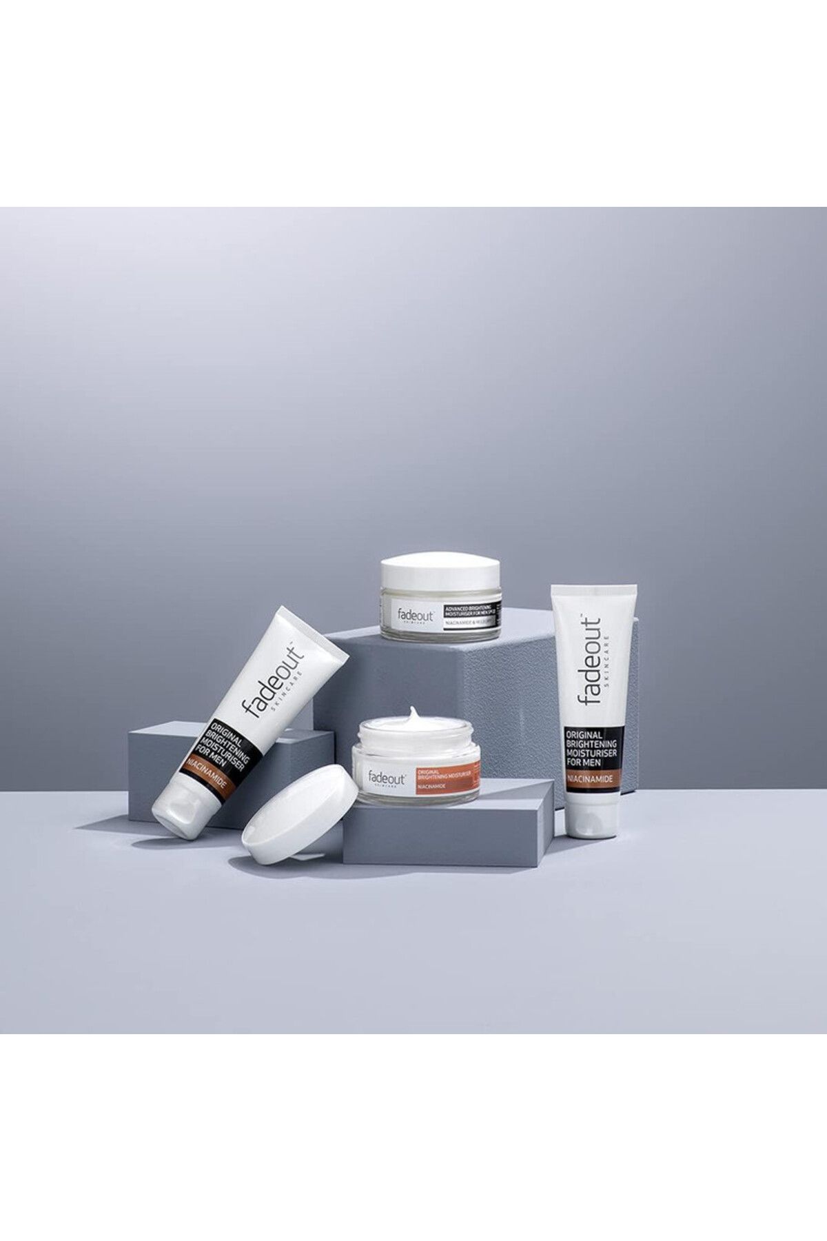 Fade Out-Original Brigthening Moisturiser Cream For Men Reduce Dark Spots-Light Texture-50Ml 3