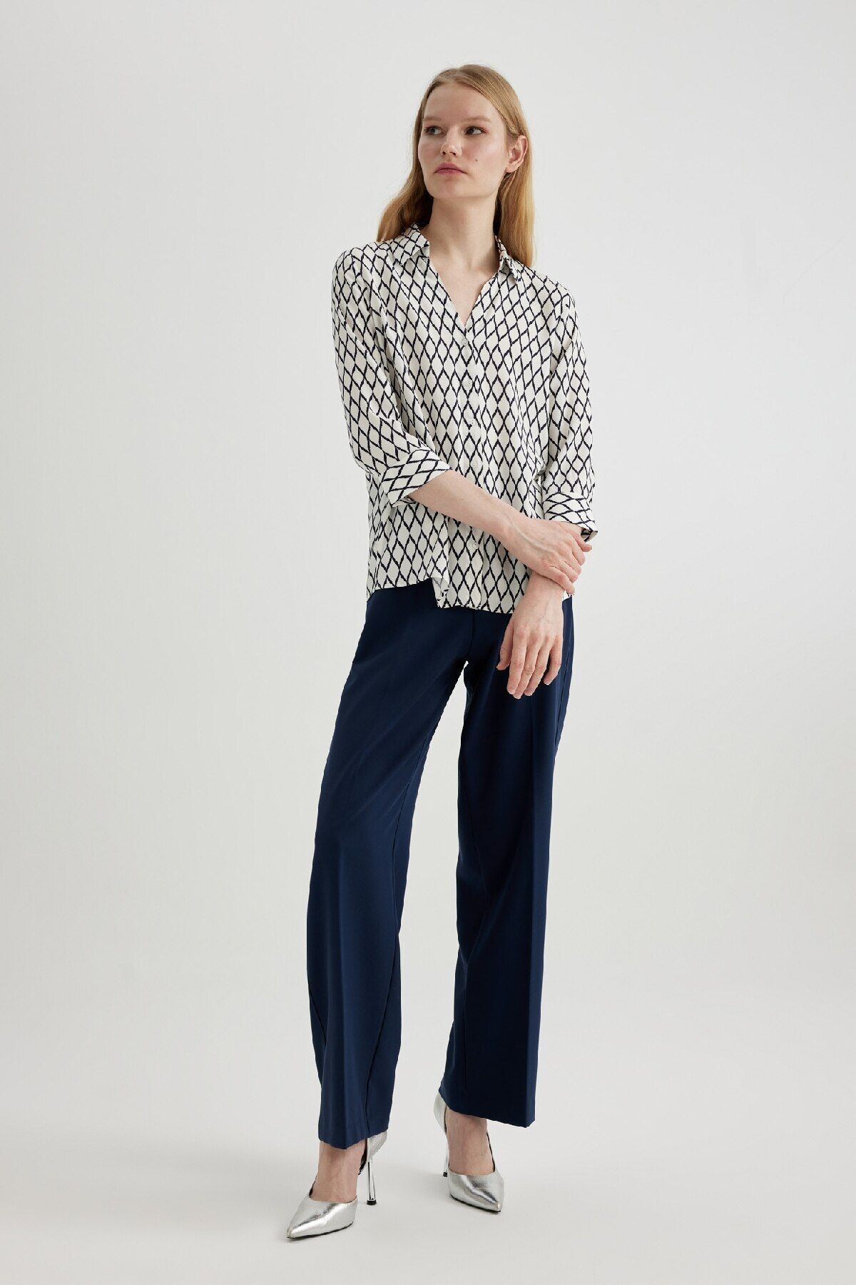 complete the look image