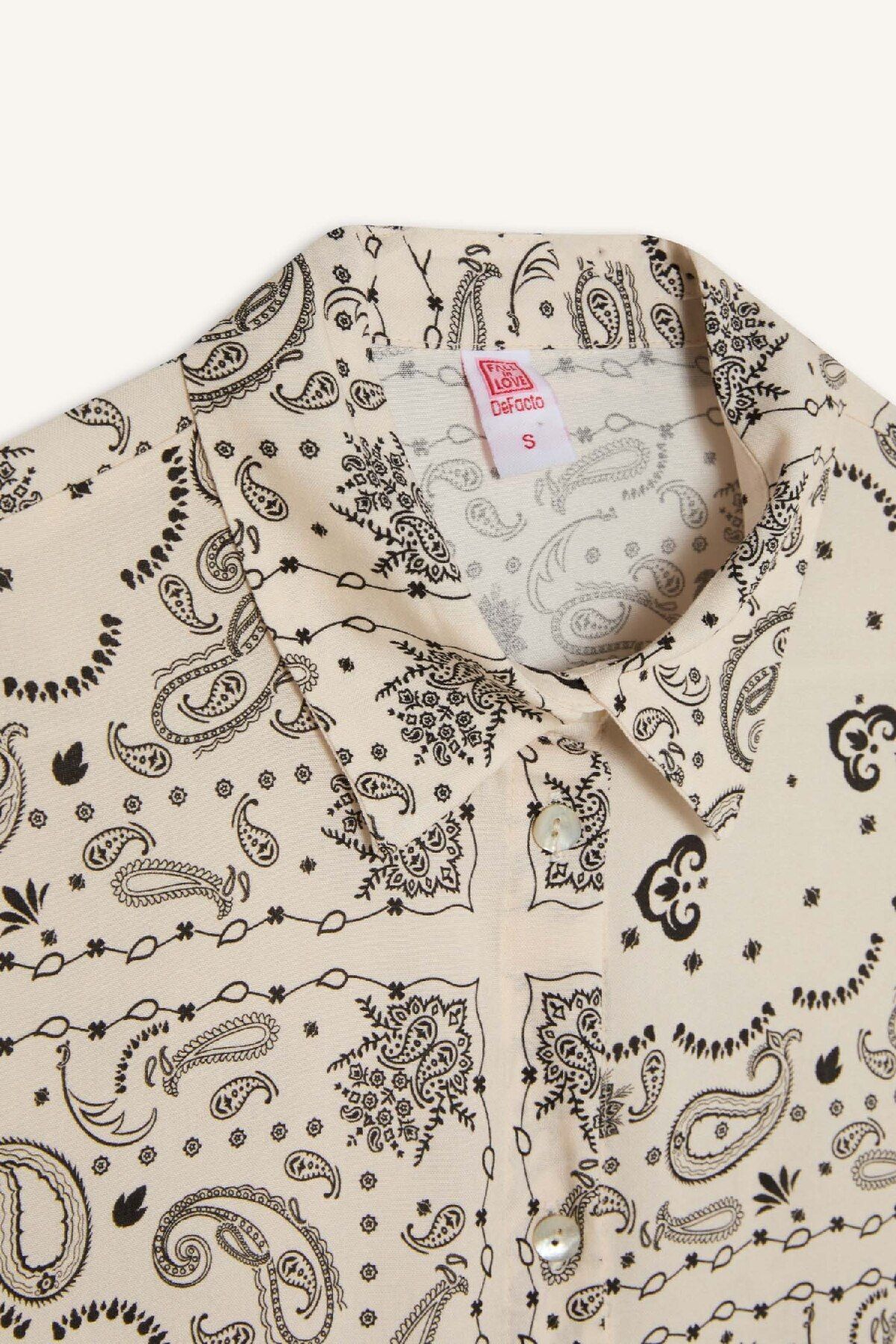DeFacto-Viskose-Strandhemd mit Paisley-Muster – Fall In Love C3158ax24sm 2