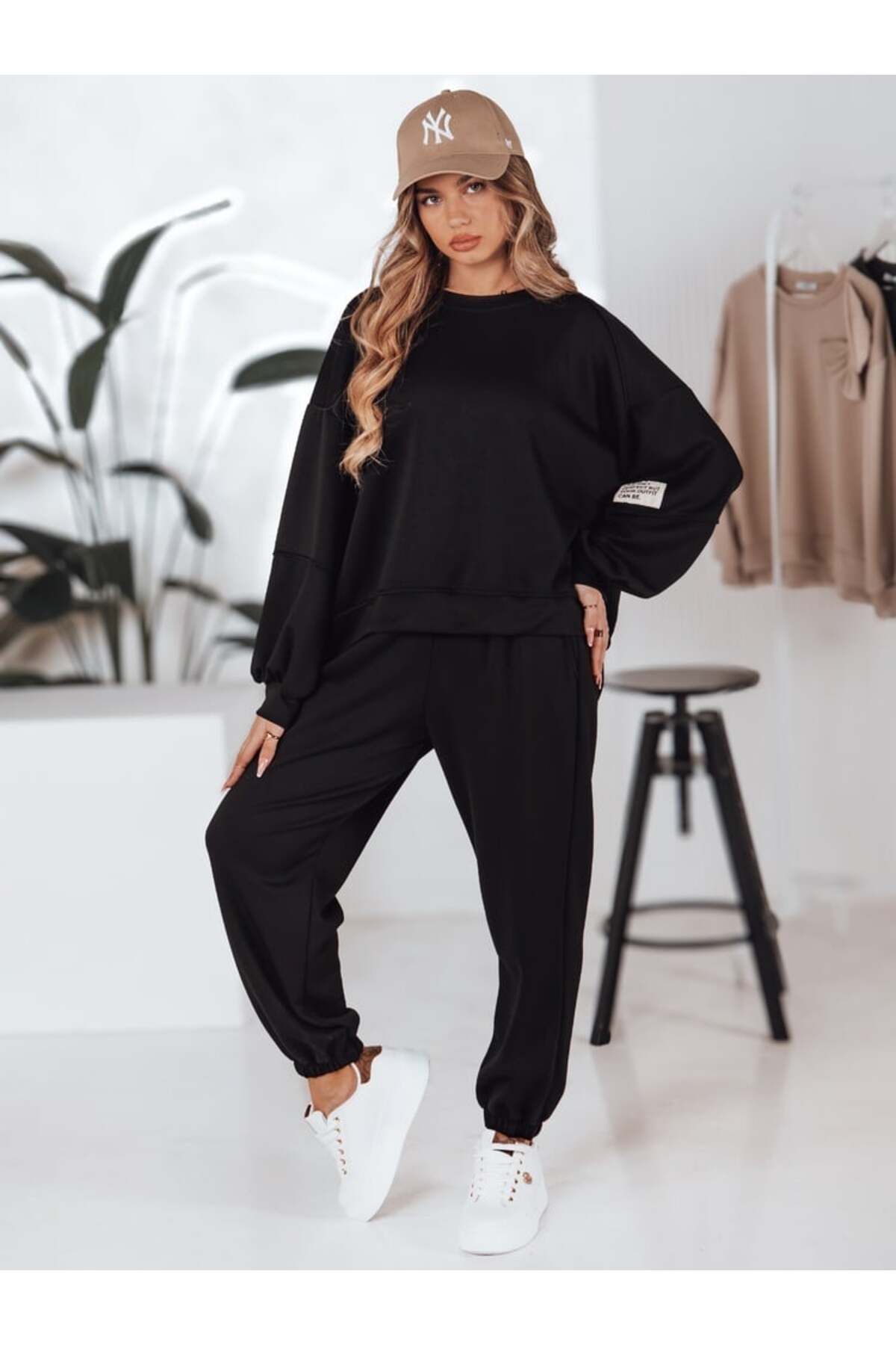ADA MODA-Casual Tracksuit With Asymmetric Blouse 3