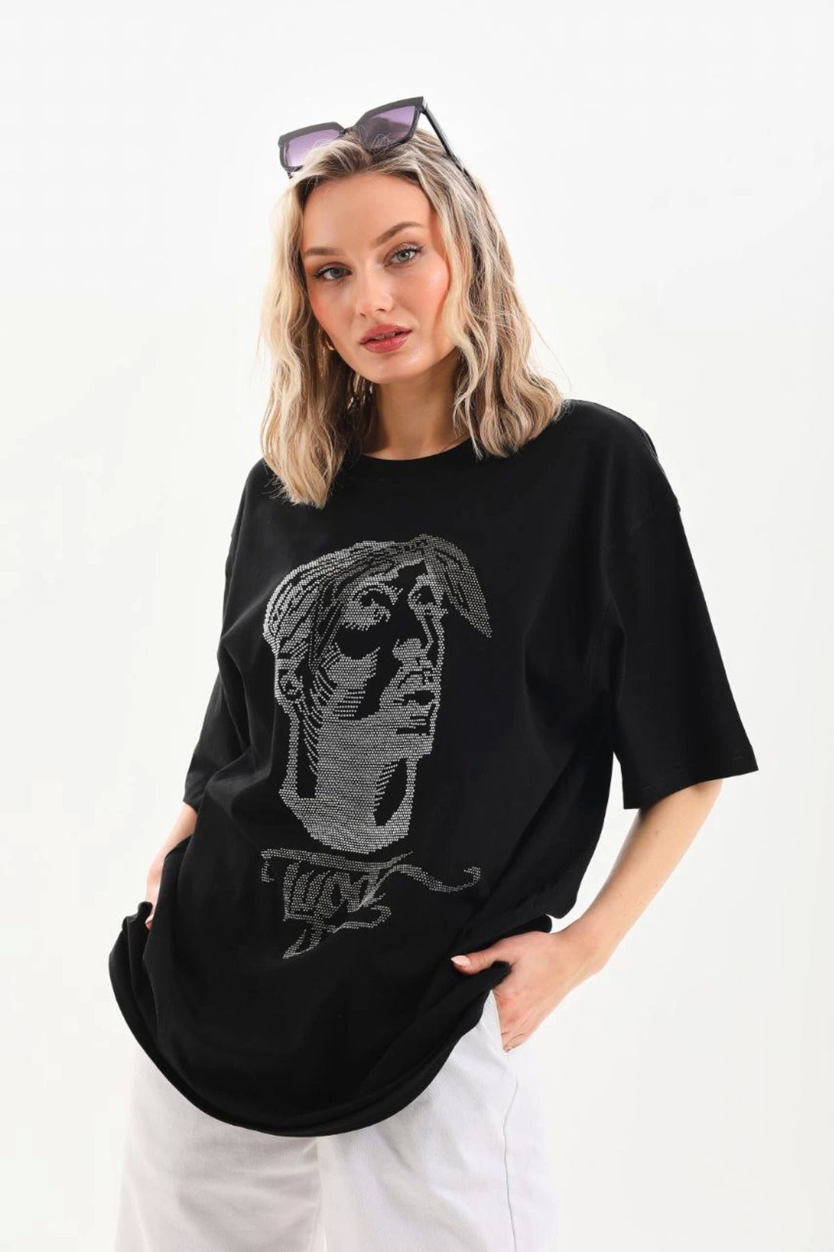 Vemora Unisex Taş Desenli Oversize T-Shirt - Siyah