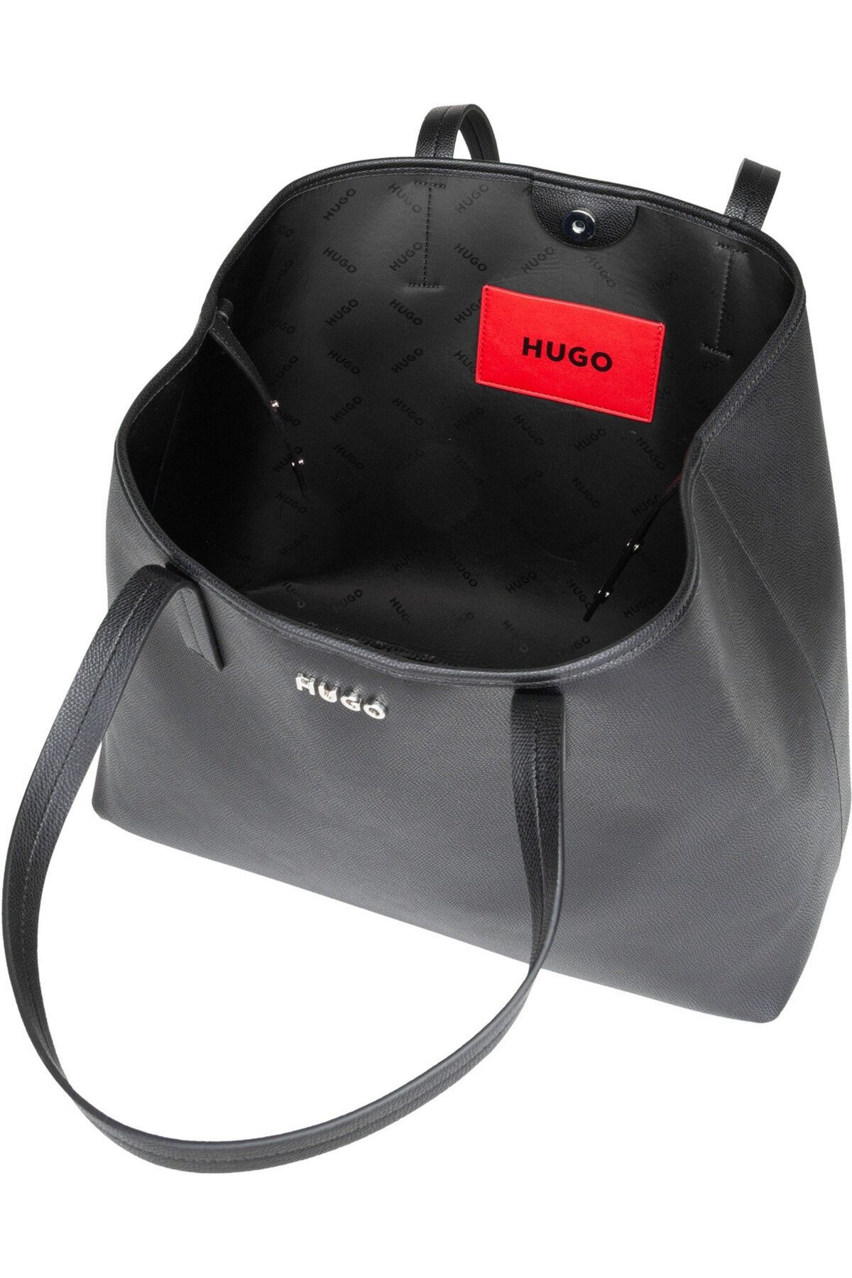 HUGO-Shopper Chris R. 3