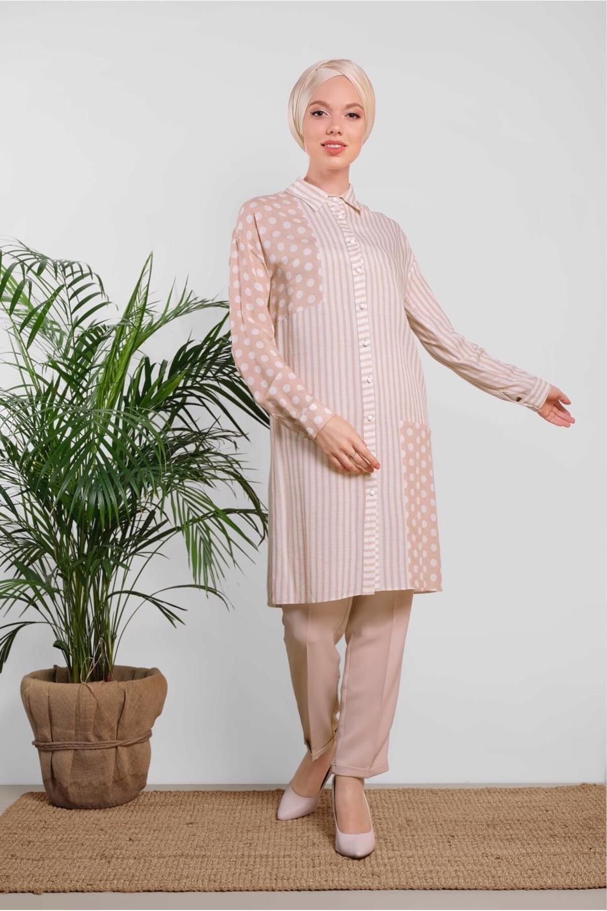Alvina-4427 Model - Striped and Polka Dot Patterned Tunic 2