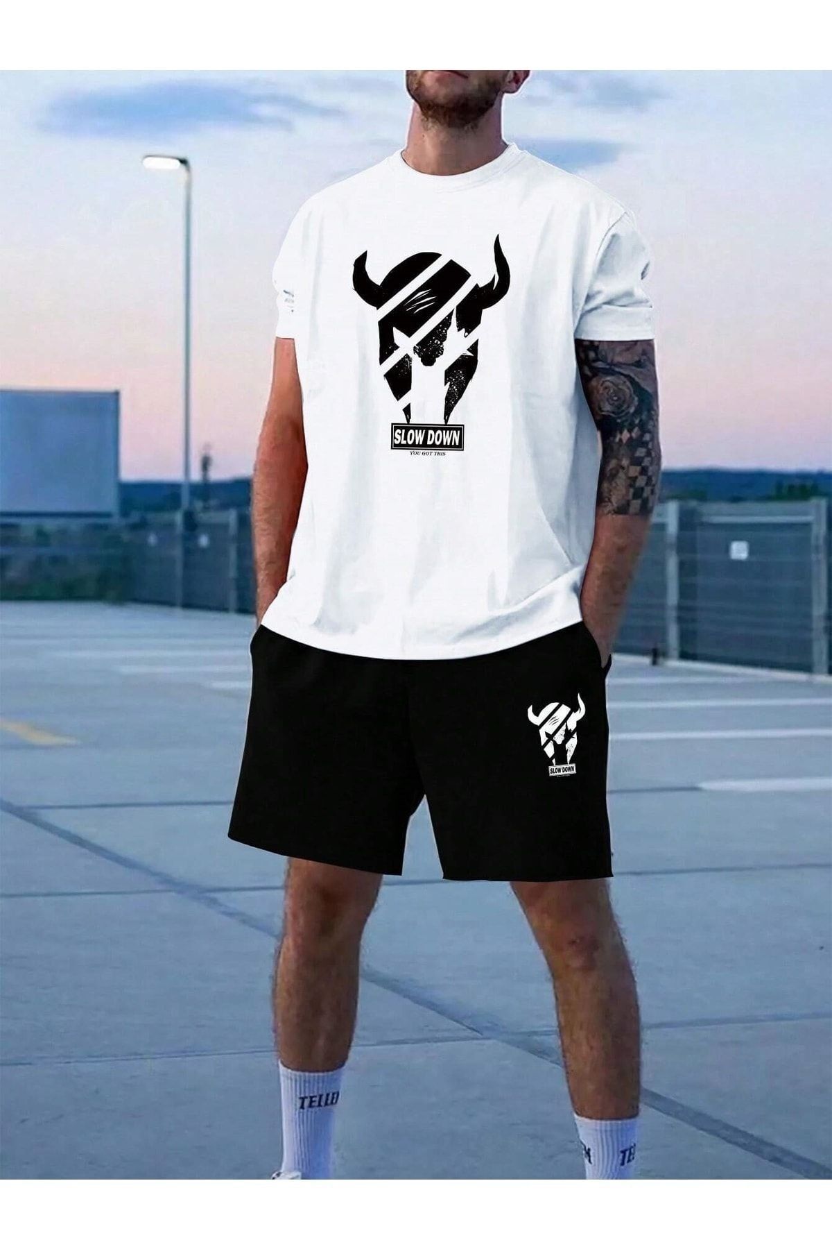 Mythologie Slow Down Beyaz T-shirt Siyah Şort Alt Üst Takım Baskılı Oversize Bisiklet Yaka