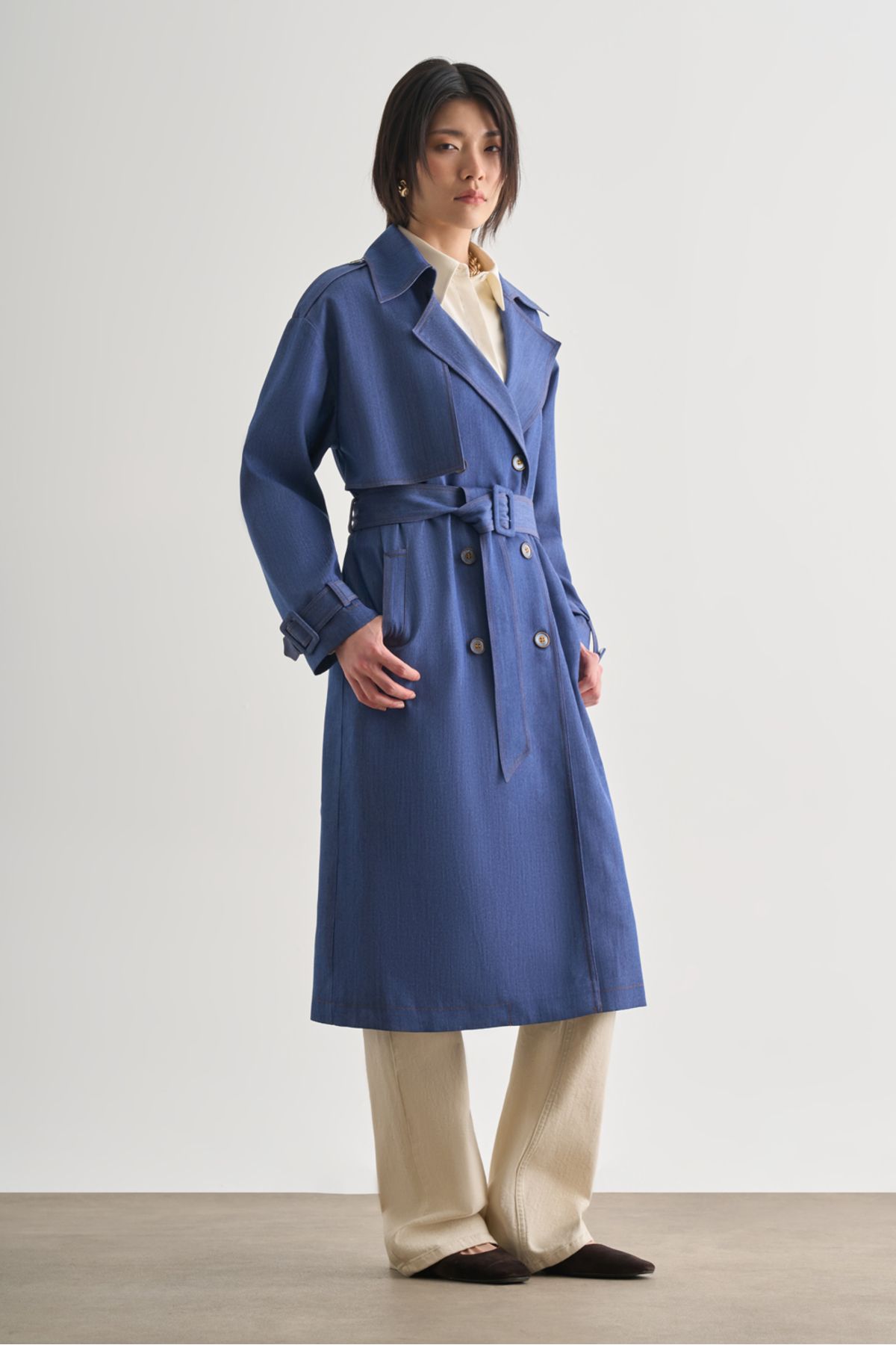 Mizalle-Denim Textured Long Indigo Blue Trench Coat 2