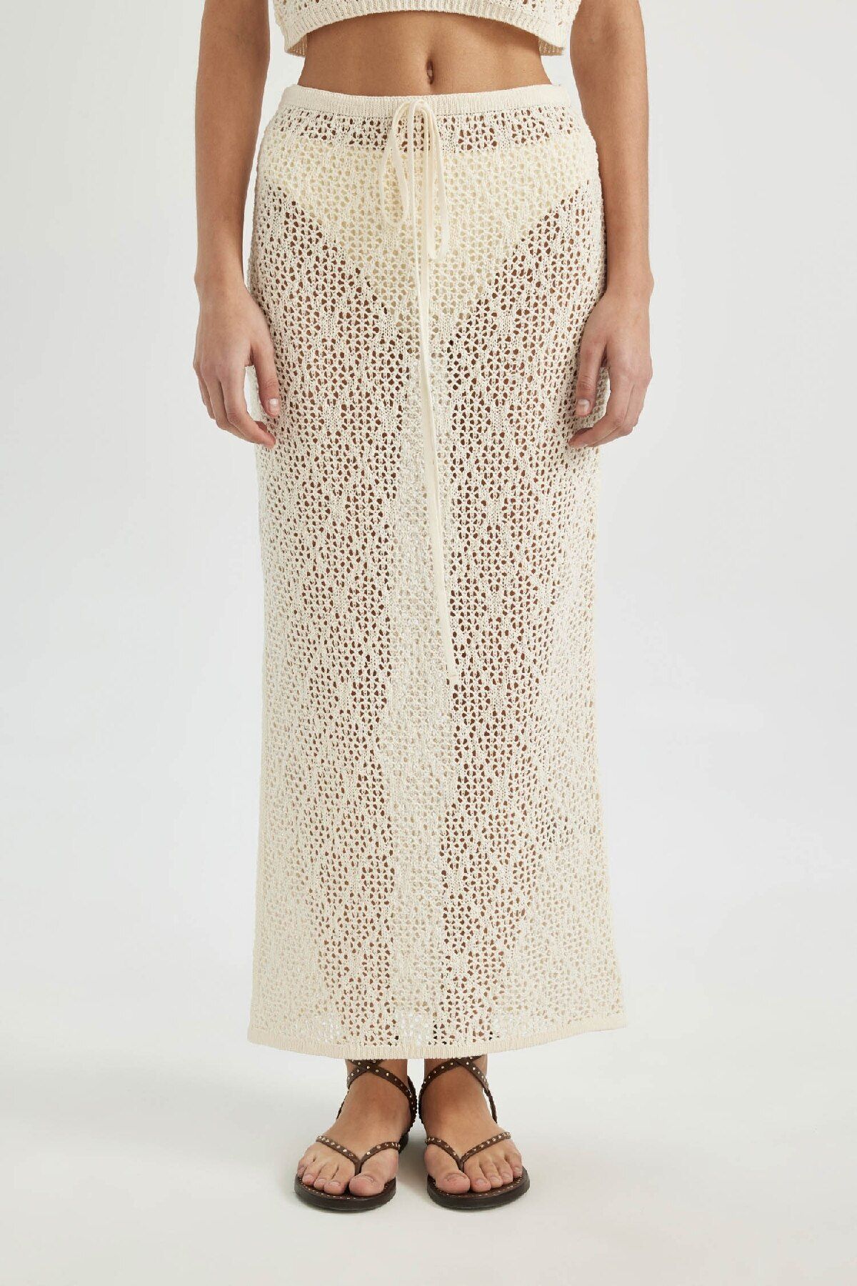 DeFacto-Strickwaren mit normaler Passform – durchbrochener Maxi-Strandrock, Modell „In Love“. 5