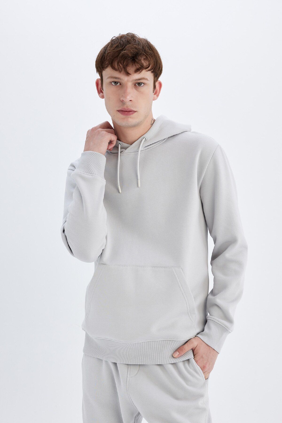 DeFacto-Μαλακό πουπουλένιο φούτερ Basic Hooded - Kangaroo Pocket, Regular Fit X8283az24au 3