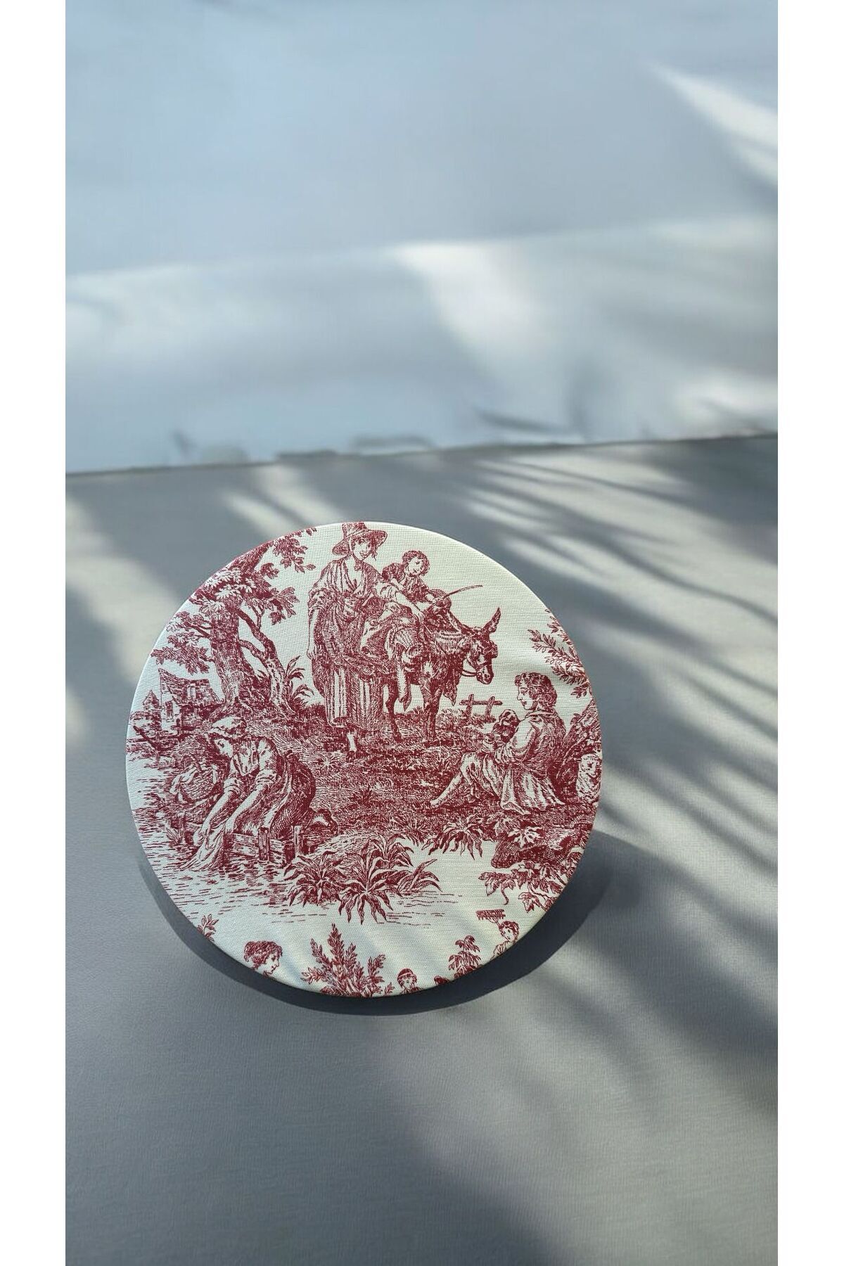 Karam Home-Red Tasseled Linen 2-Piece Plate Set 4