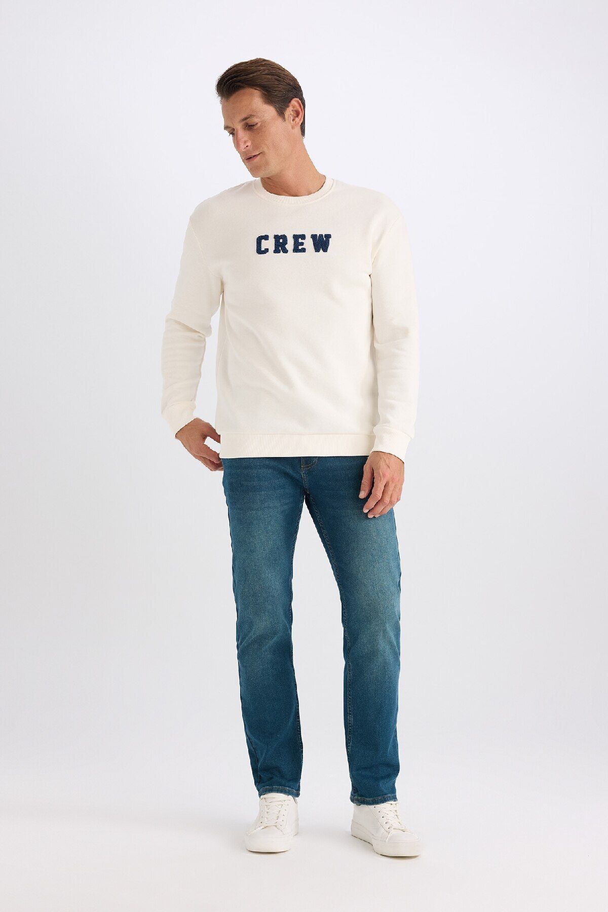 complete the look image