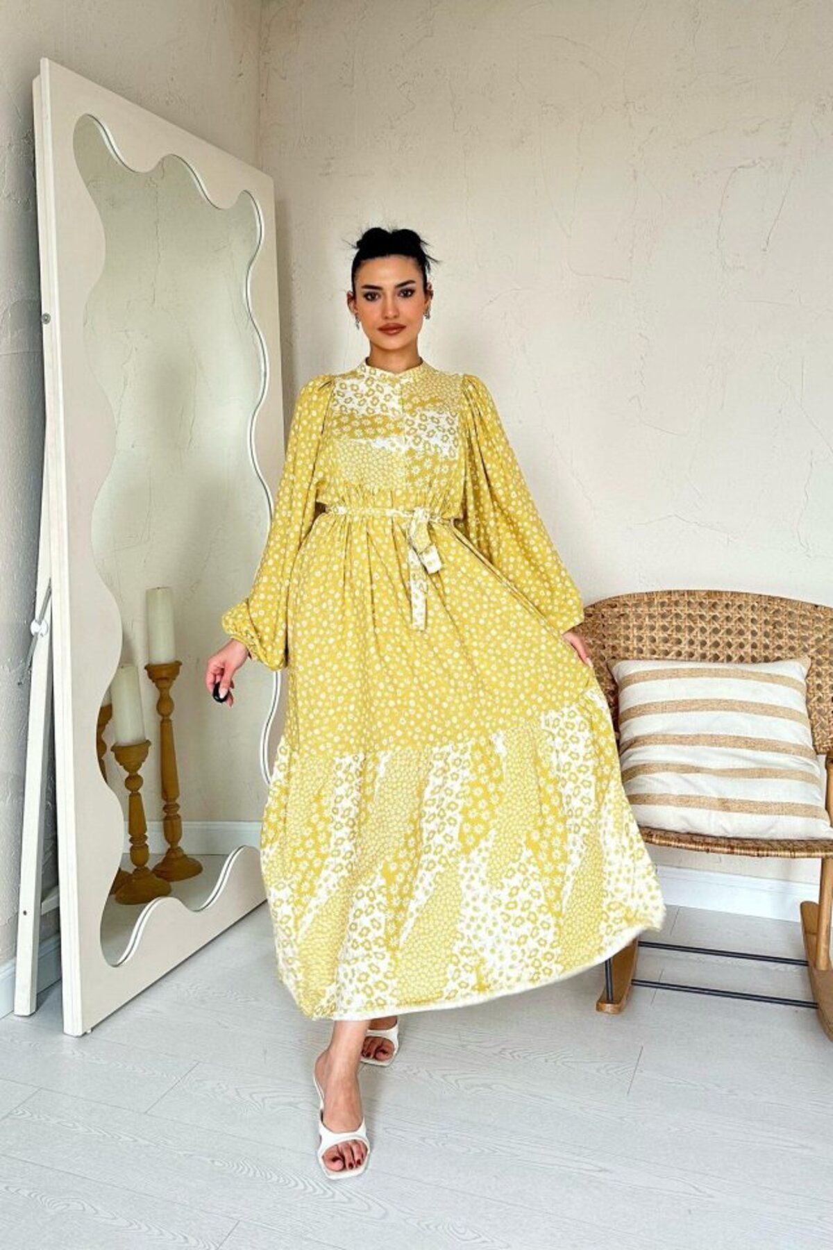 velmorafashion Sarı Çiçek Desenli Beli Kuşaklı Hakim Yaka Elbise