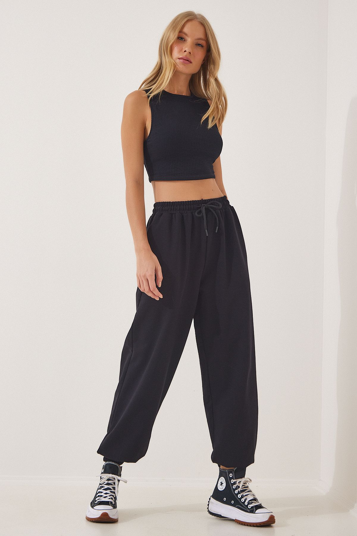 Happiness İstanbul-Women's Black Loose Jogging Sweatpants AP00158 3