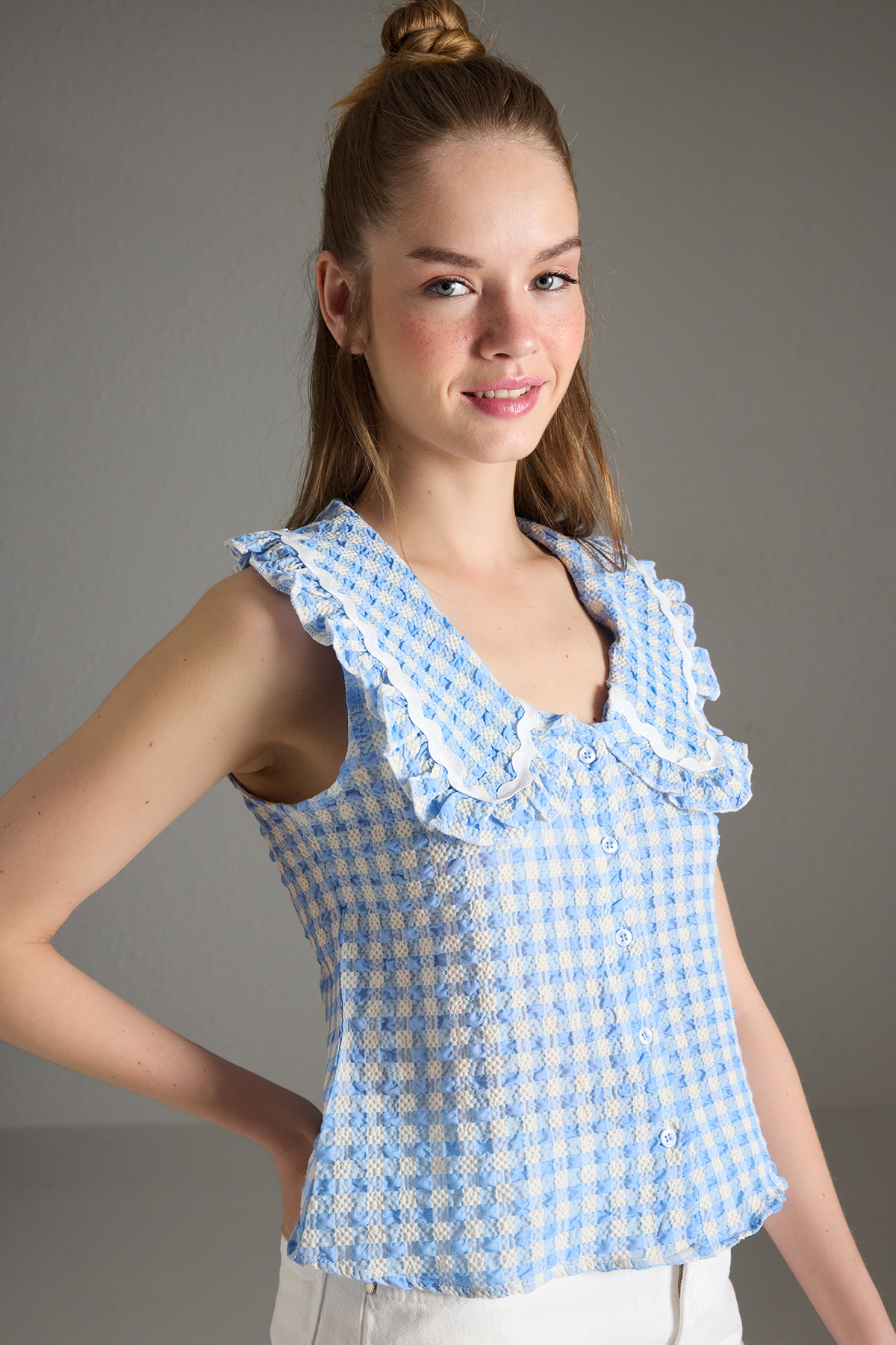 Trendyolmilla  Mavi Bebe Yaka Ekoseli Gömlek TWOSS25GO00154