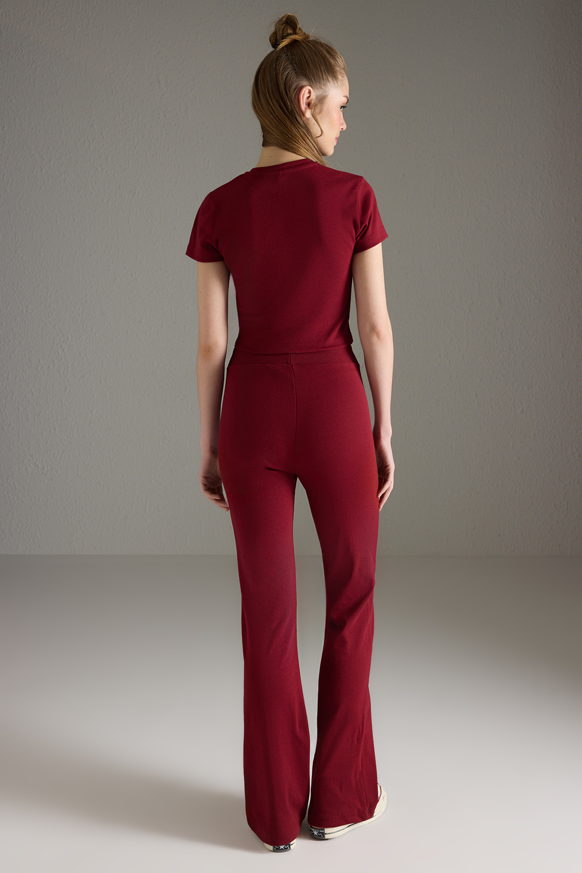 Trendyolmilla  Bordo Fitted/Vücuda Oturan Esnek Örme Örme Alt - Üst Takım TWOSS25AU00053 - Görsel 4