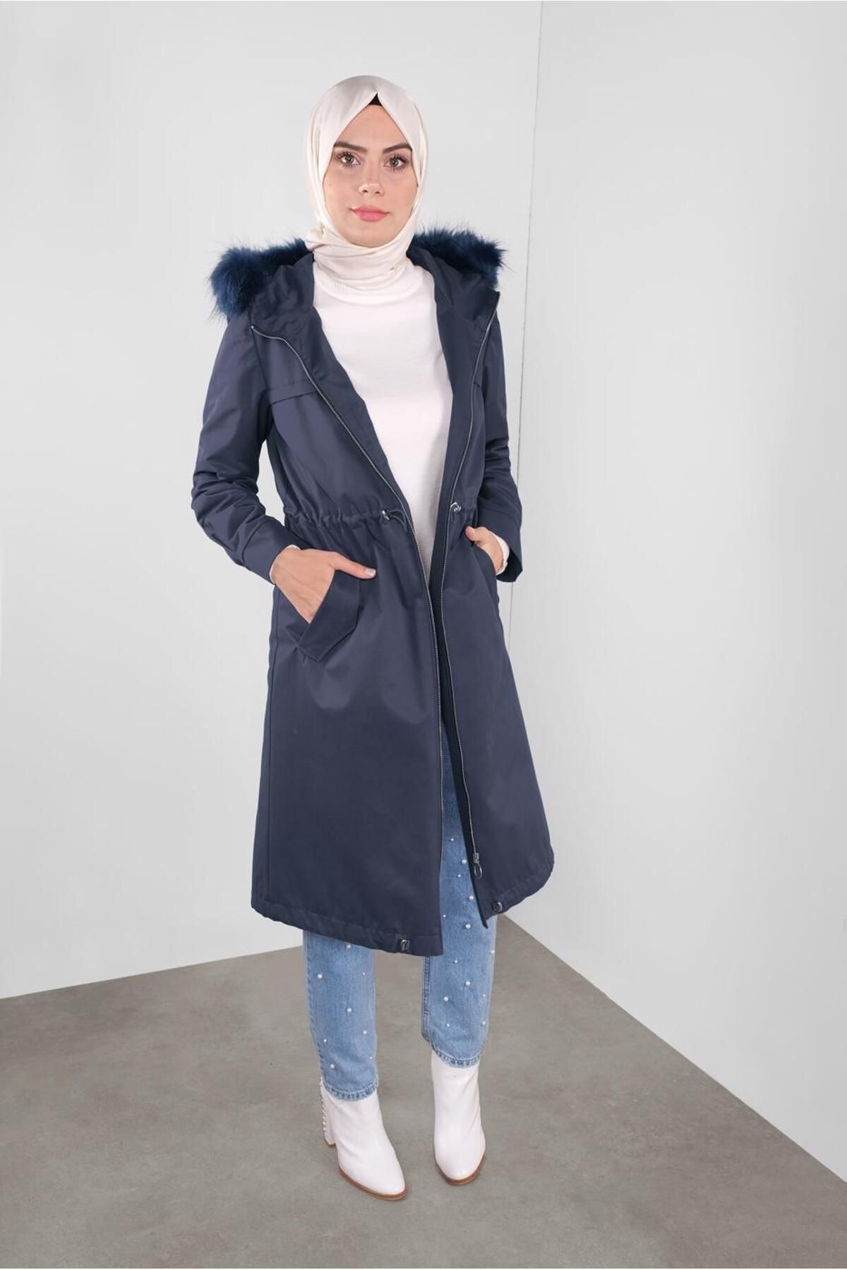 پارکای کلاهدار با نقاشی در کمر 90138 Alvina
