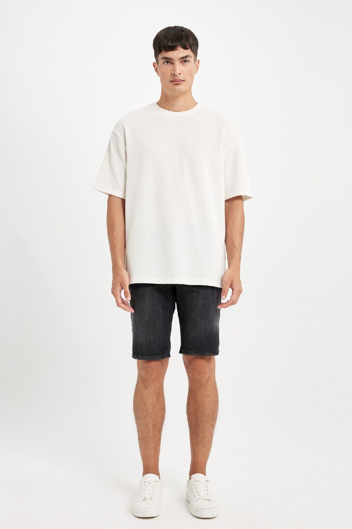 DeFacto-Jean Bermuda Shorts - Regular Fit D3960AX24SM 2
