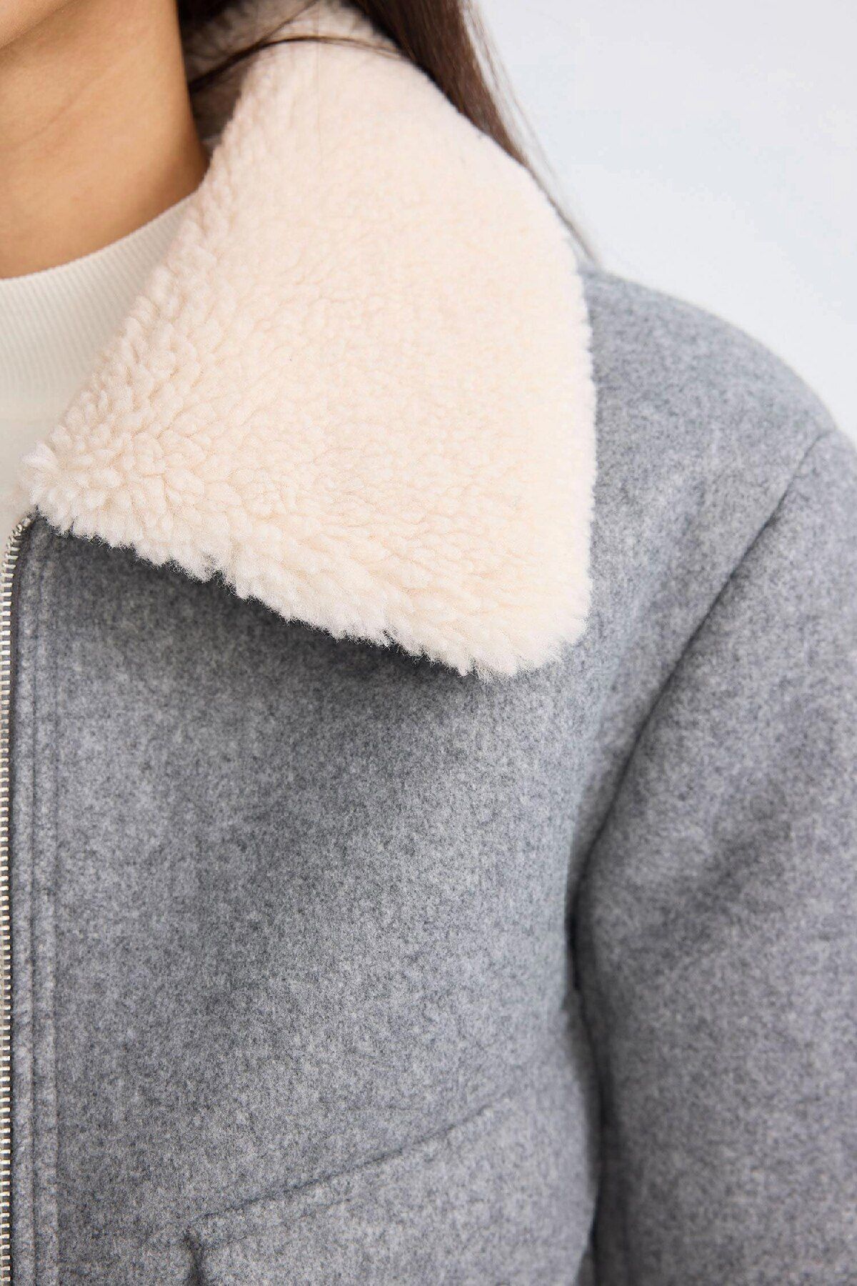 DeFacto-Polo Collar Artificial Cured Short Stamp Coat - Plush Lining with Zipper and Pockets D3998Ax24Wn 8