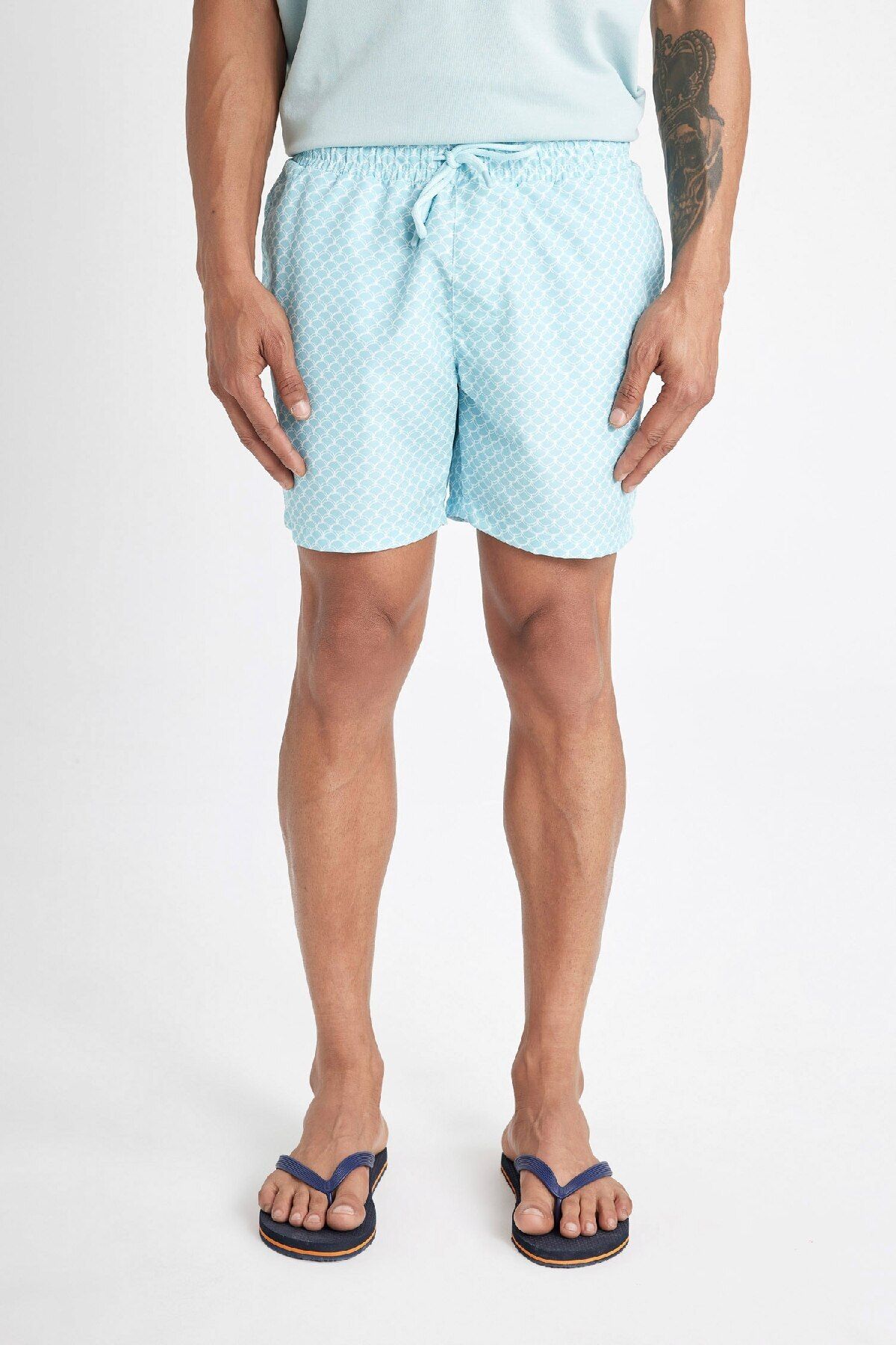 DeFacto-D4519AX24HS Model Short Size Patterned Swim Shorts 5