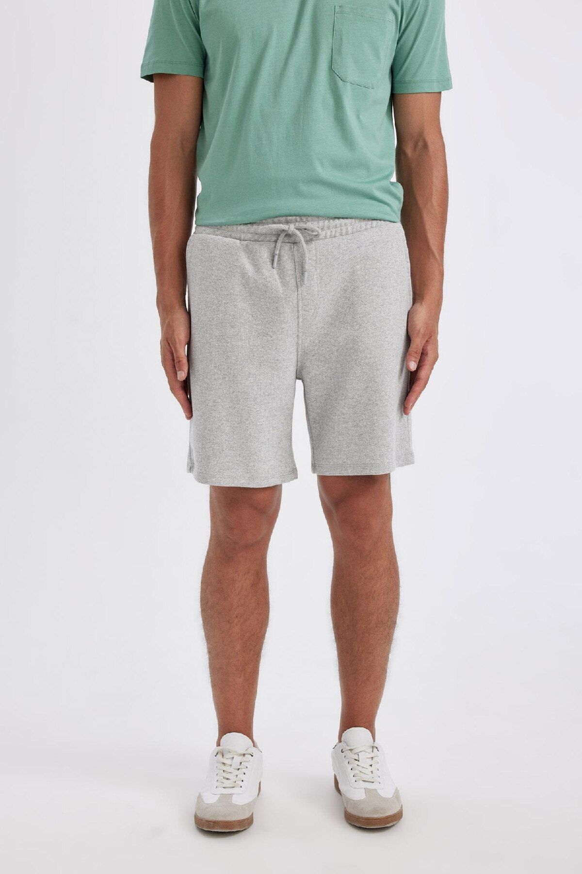 DeFacto-Regular Fit Basic rovné šortky s kapsami D5102ax24sm 3