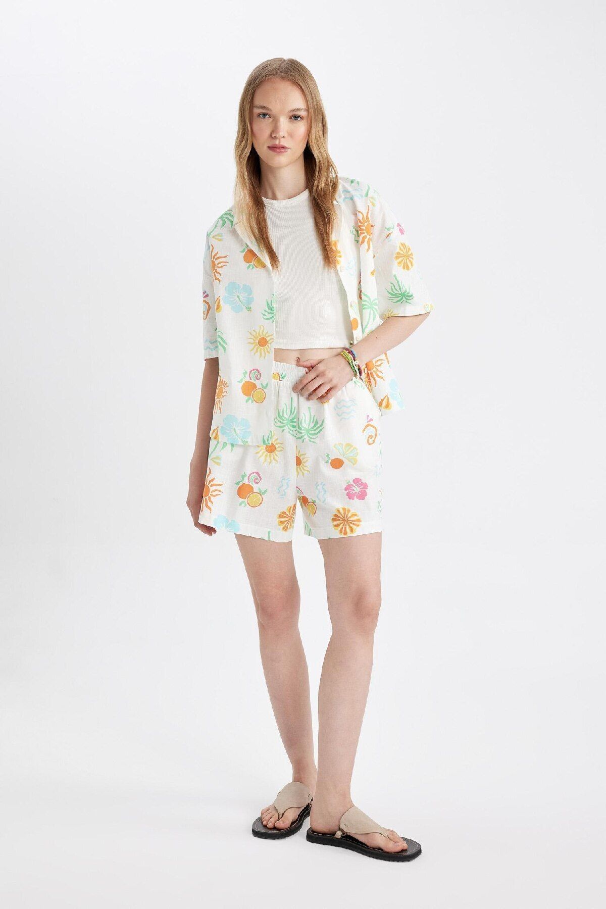 DeFacto-Flamed Cotton Shorts - Cool Patterned, Regular Waist D4853AX24HS 3