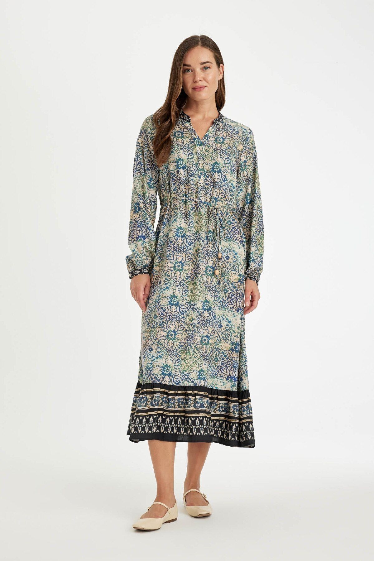 DeFacto-Regular Fit Apache Neckline Print Button up Long Sleeve Maxi Dress D5447Ax24Au 2