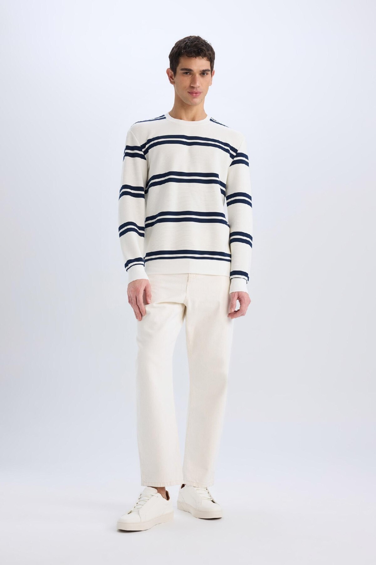 complete the look image