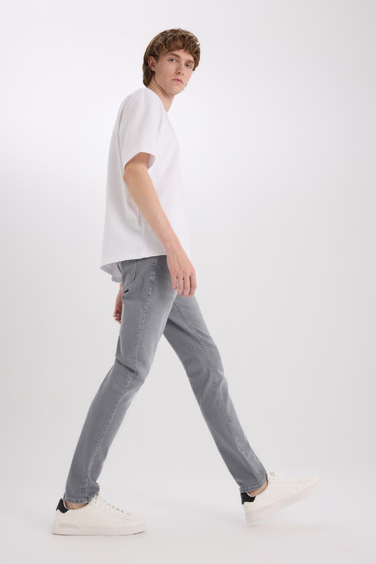 شلوار جین خاکستری مردانه SLIM FIT BARK JEAN اورجینال Defacto