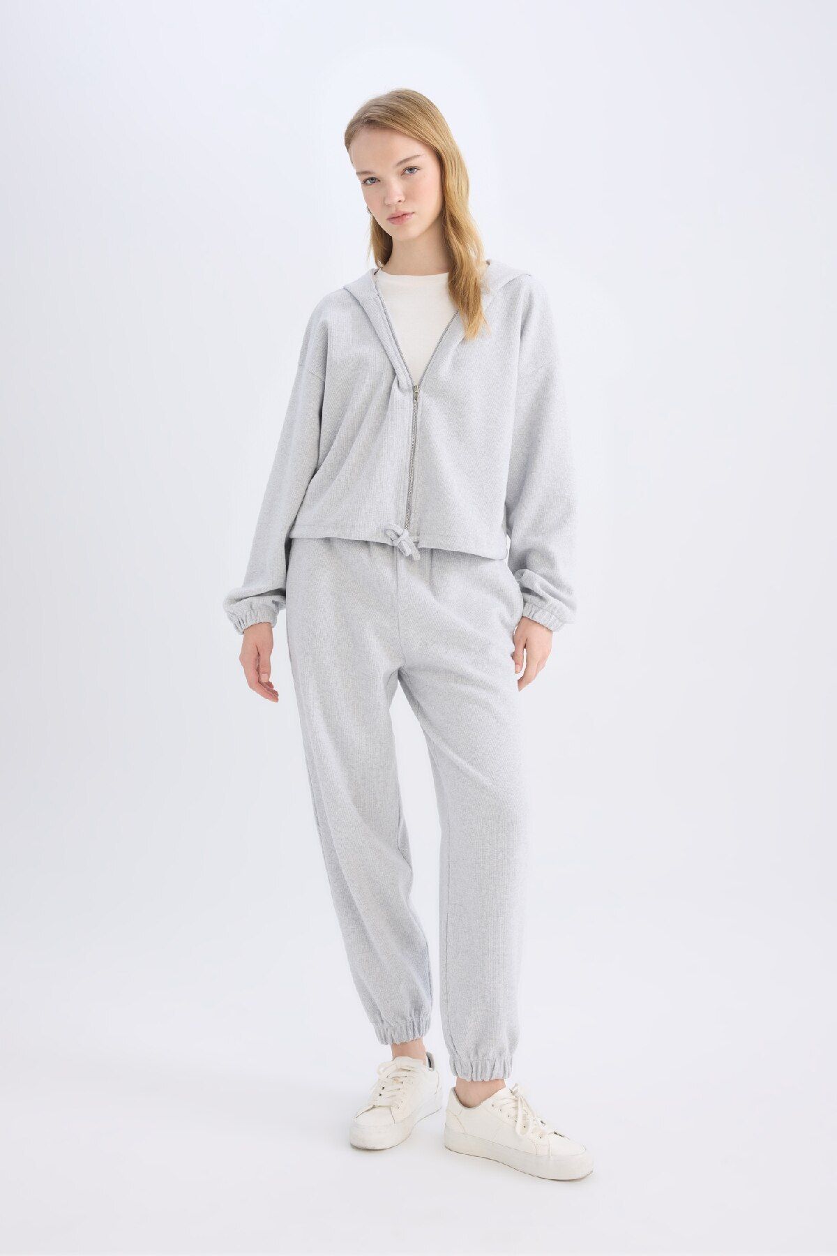 DeFacto-Coool Basic Jogger Sweatpants - Elastic Waist Leg E1478ax24wn 2