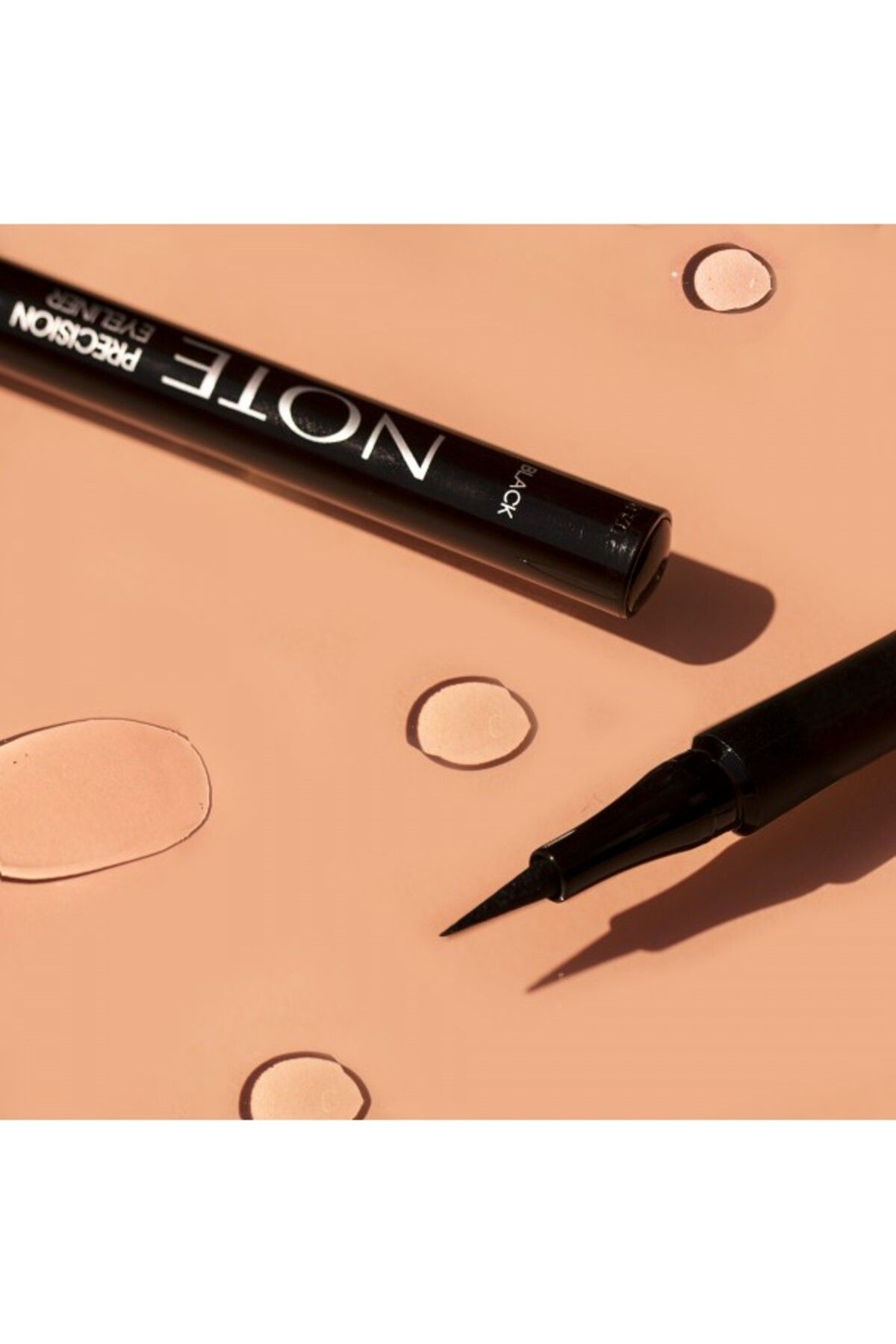 NOTE-Eyeliner Lichid cu Vârf Tip Marker – Precision – Negru 3