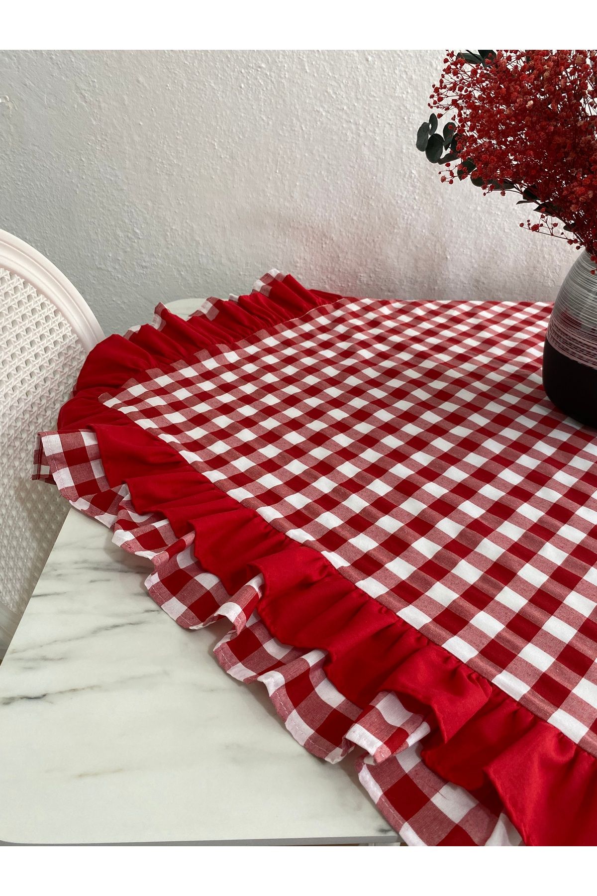 LILYUM-Double Ruffled Gingham Patterned Tablecloth 3