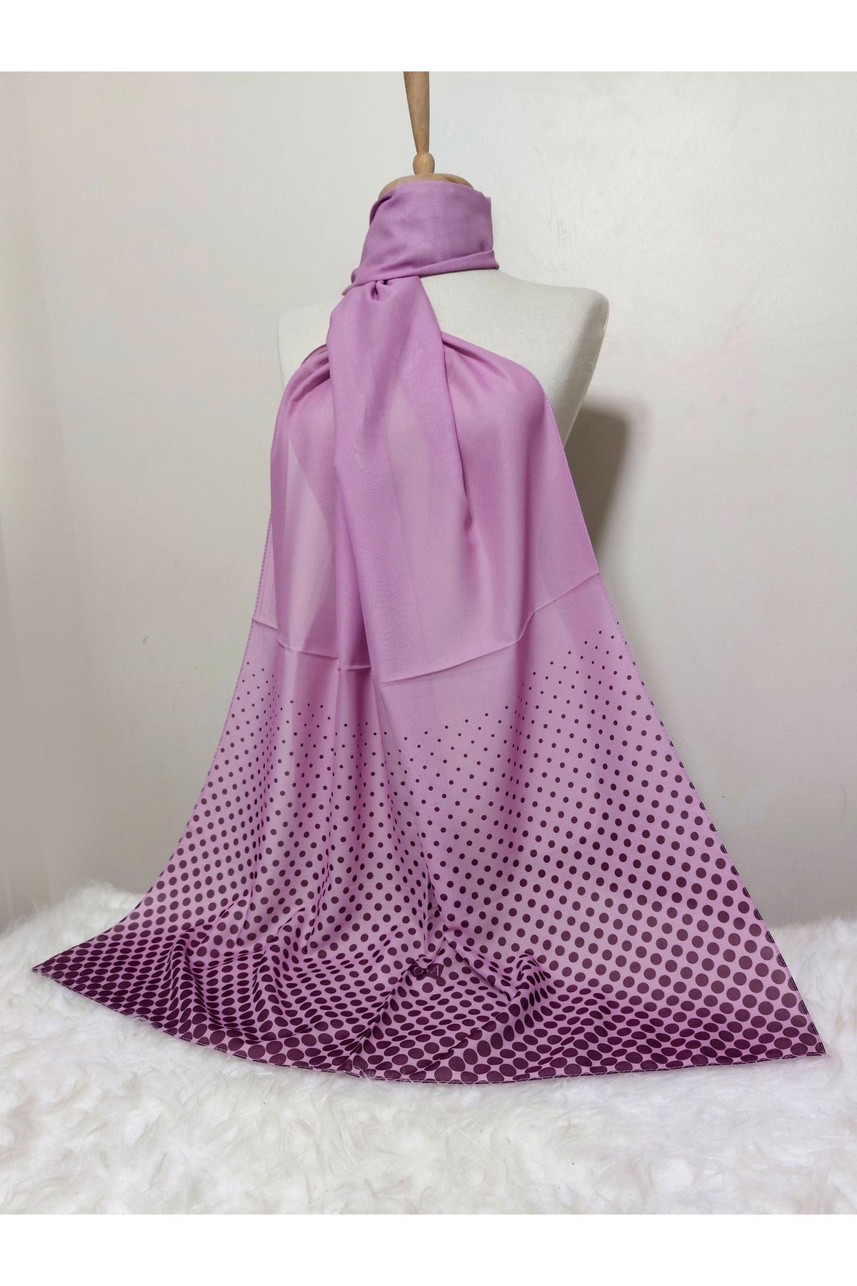 REMOMODA-Patterned Chiffon Shawl Polka Dot Model 2